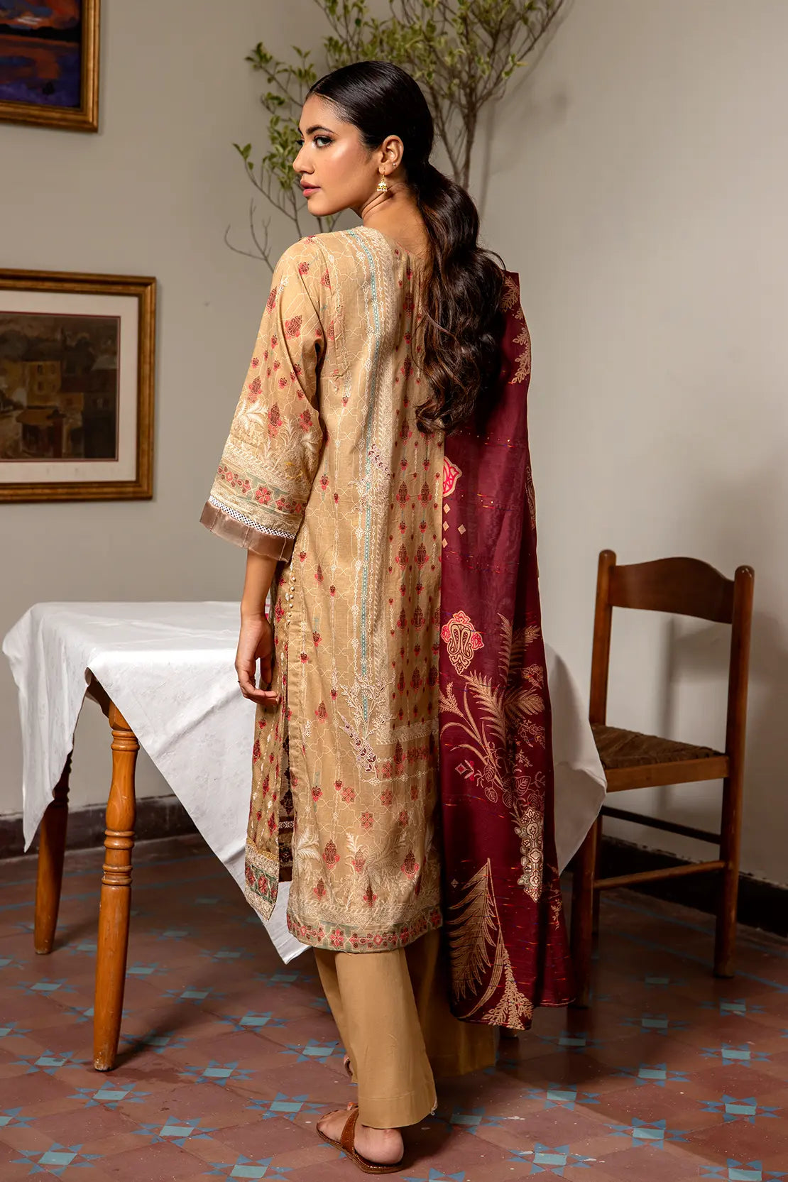 3 Piece - Embroidered Luxury Lawn - 7439