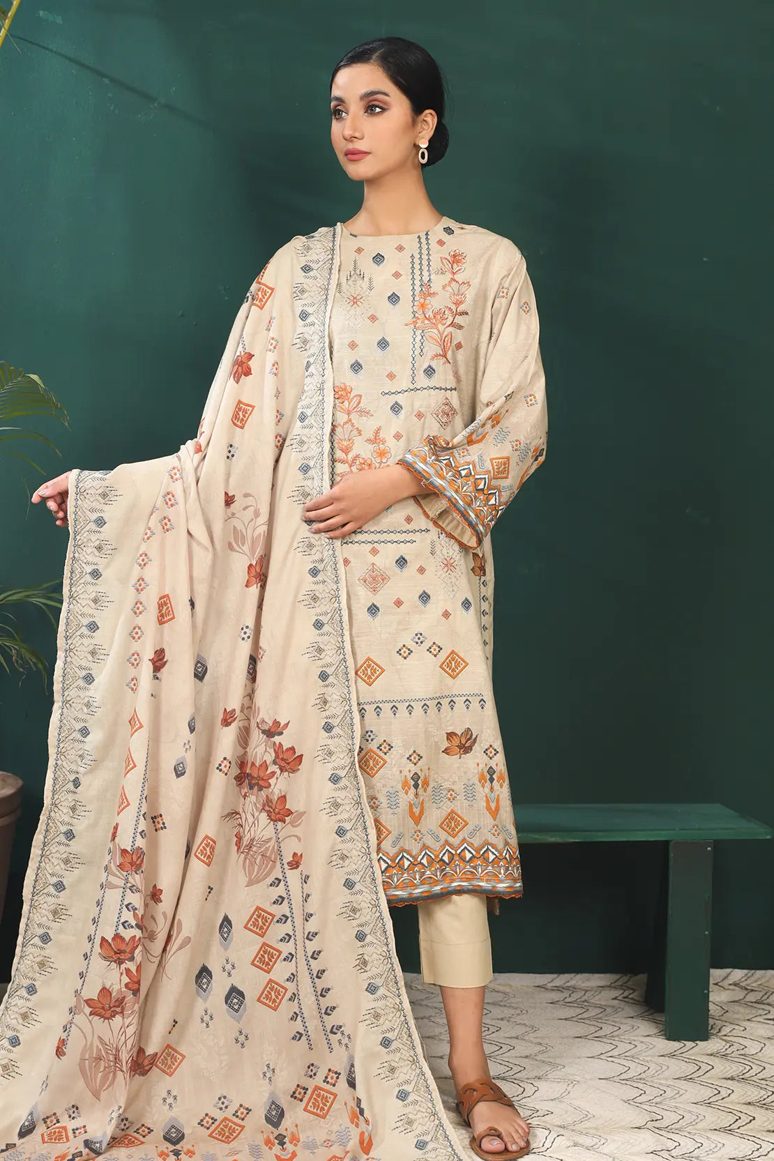 3 Piece - Premium Embroidered Khaddar - 8386