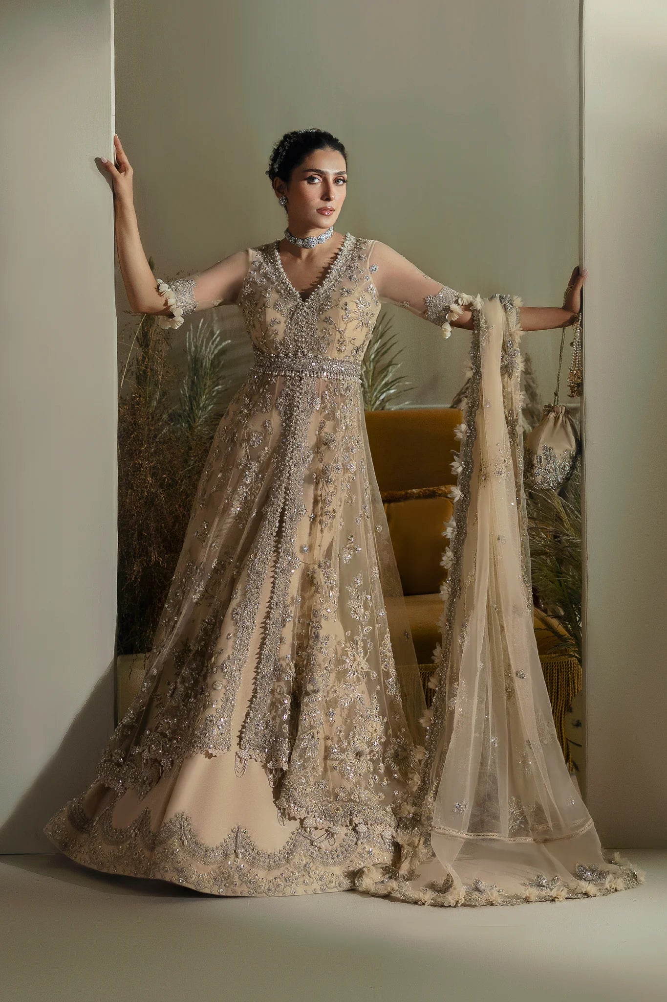 ELAN| EMBROIDERED | PEARL OF TRANQUIL