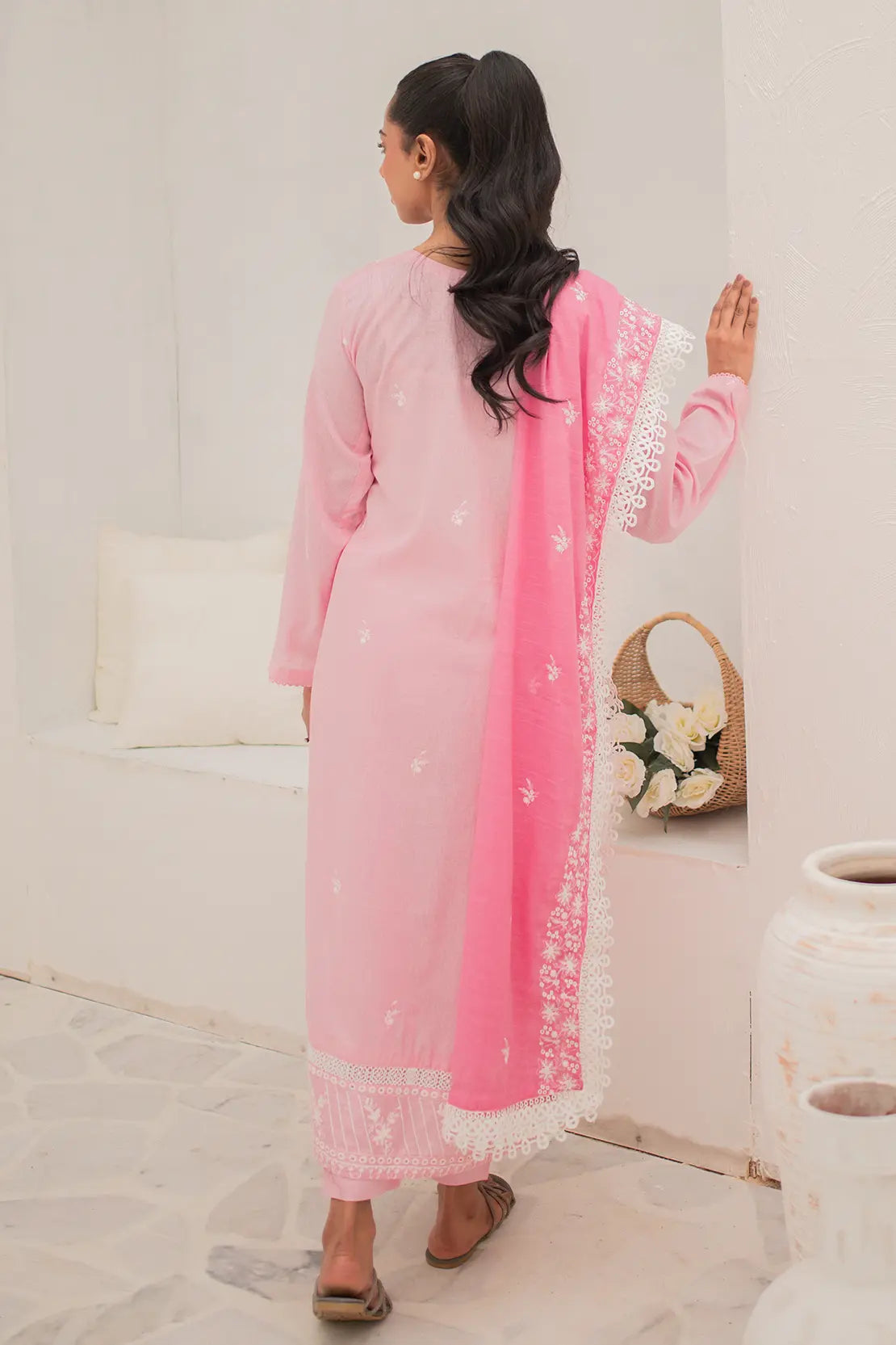 3 Piece - Embroidered Lawn - 8165