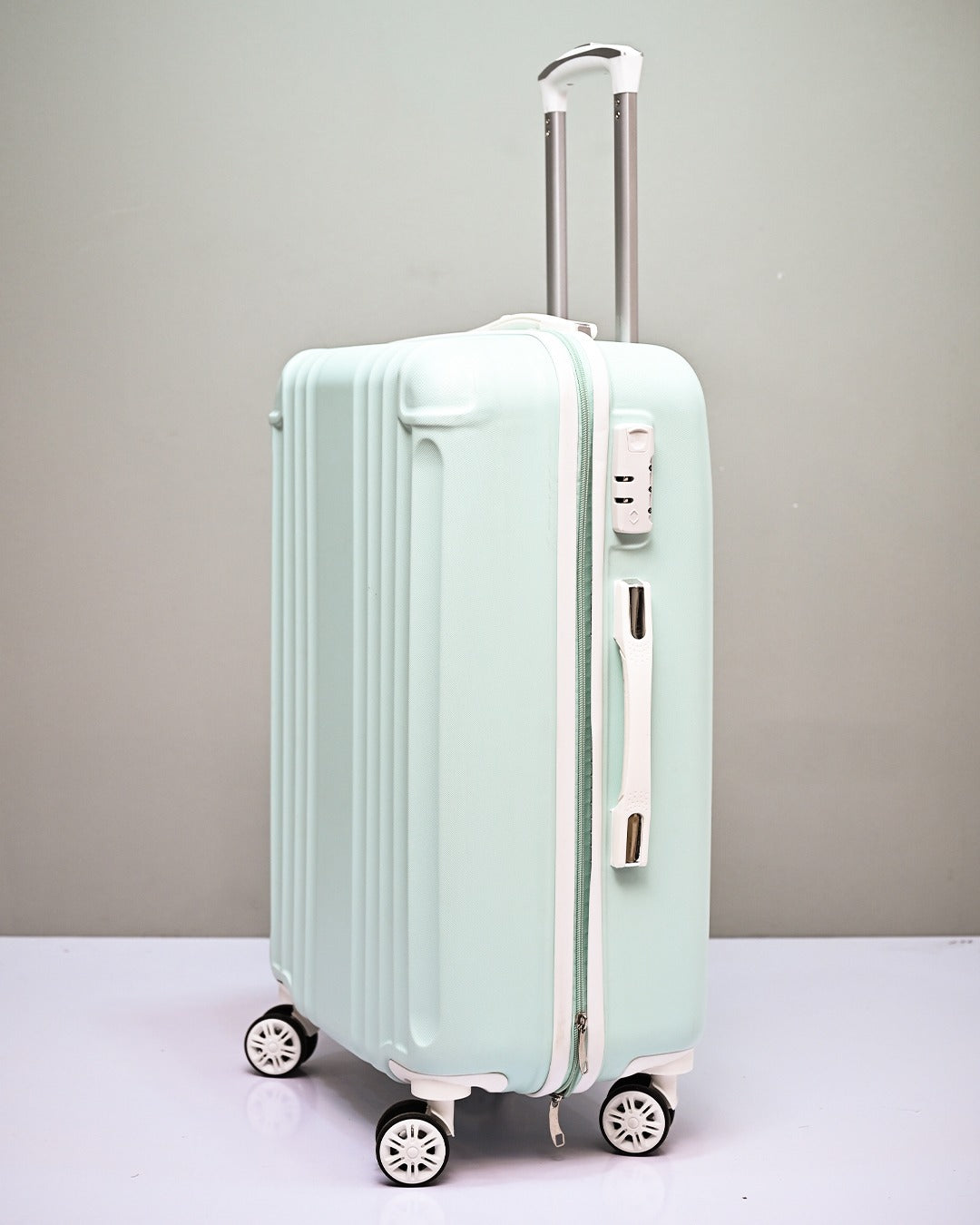 TRAVEL BAG | D1