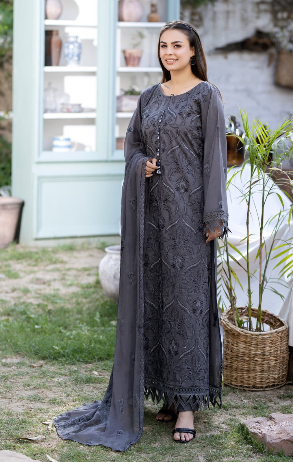 Zainab Fatima | Lawn VoL-2 | NF-1271
