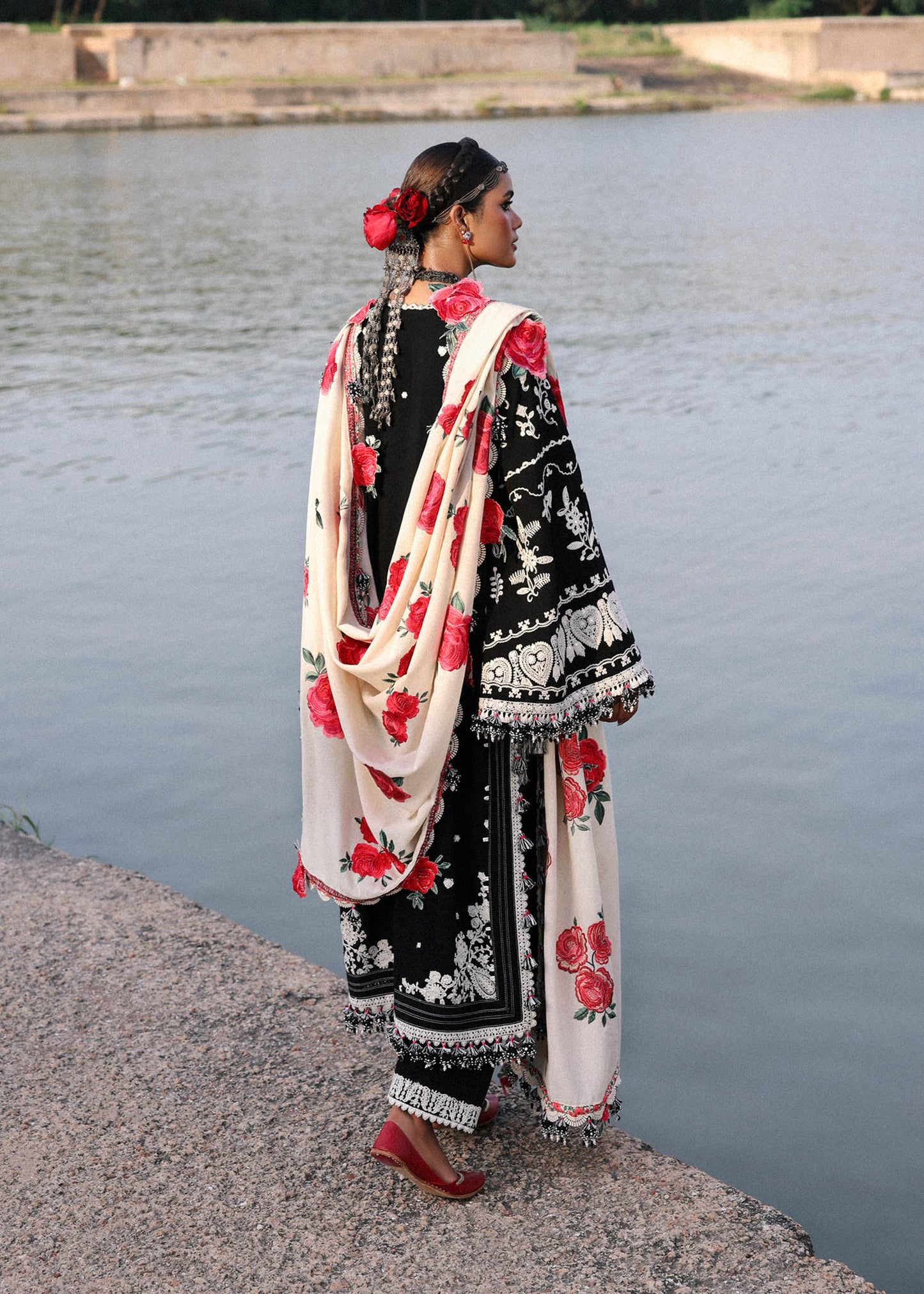 HUSSAIN REHAR | WINTER KARANDI | Rose