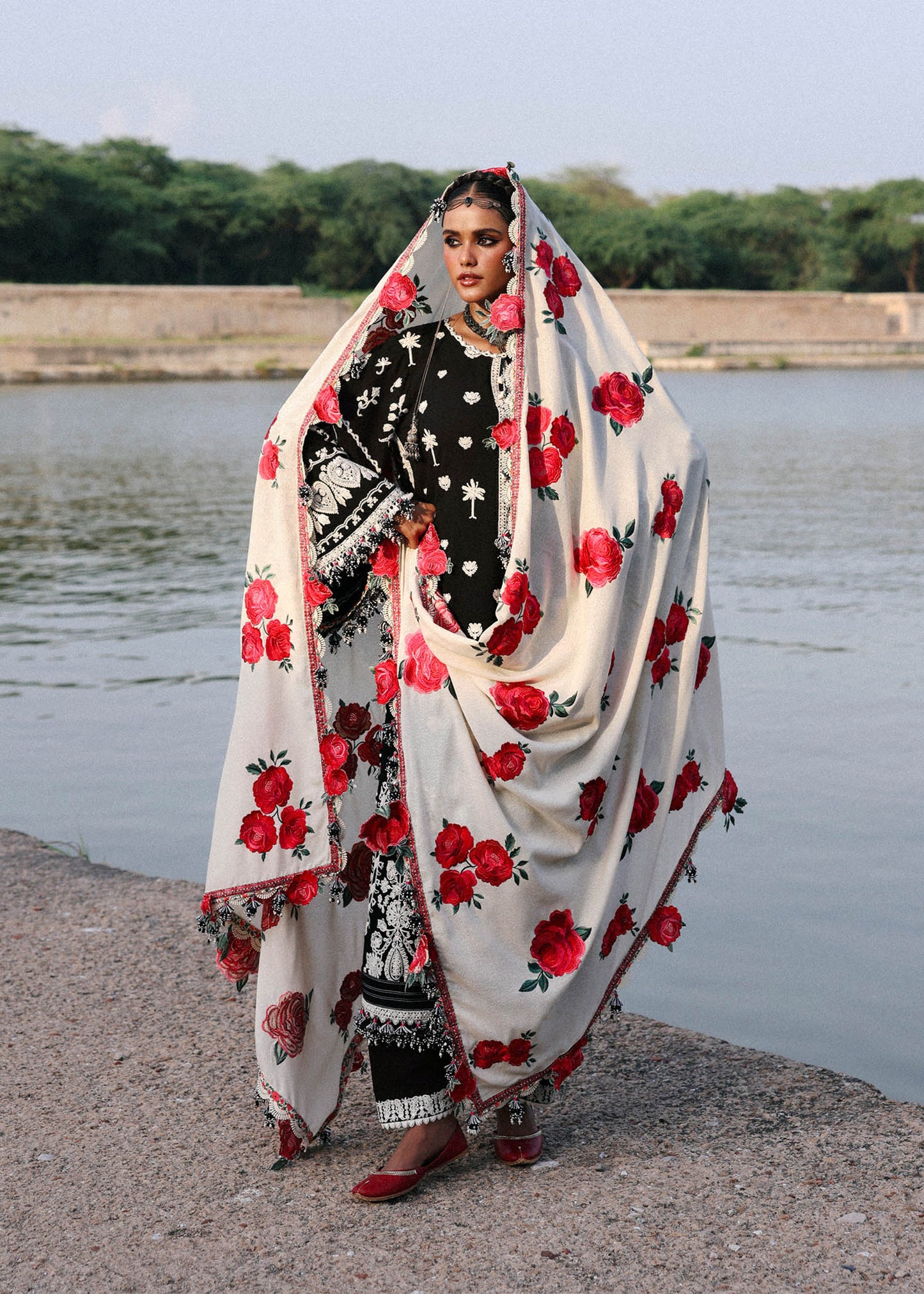 HUSSAIN REHAR | WINTER KARANDI | Rose