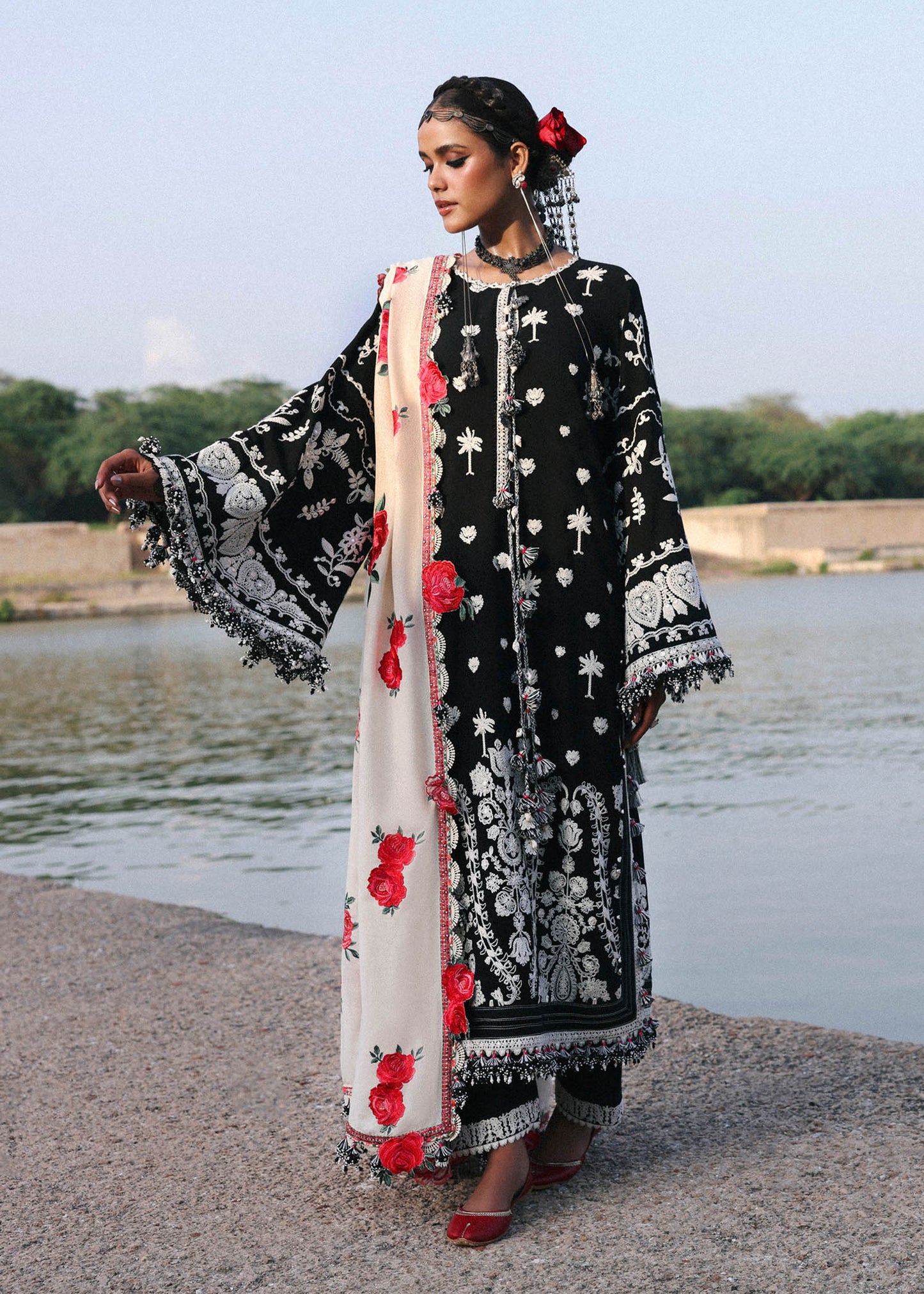 HUSSAIN REHAR | WINTER KARANDI | Rose
