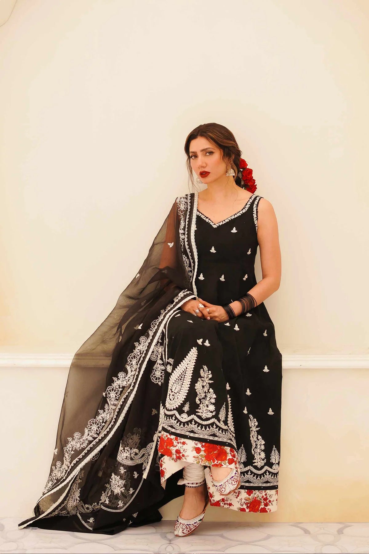 Zara Shahjahan | Lawn 2023 | 9A - modrenshoppingmall
