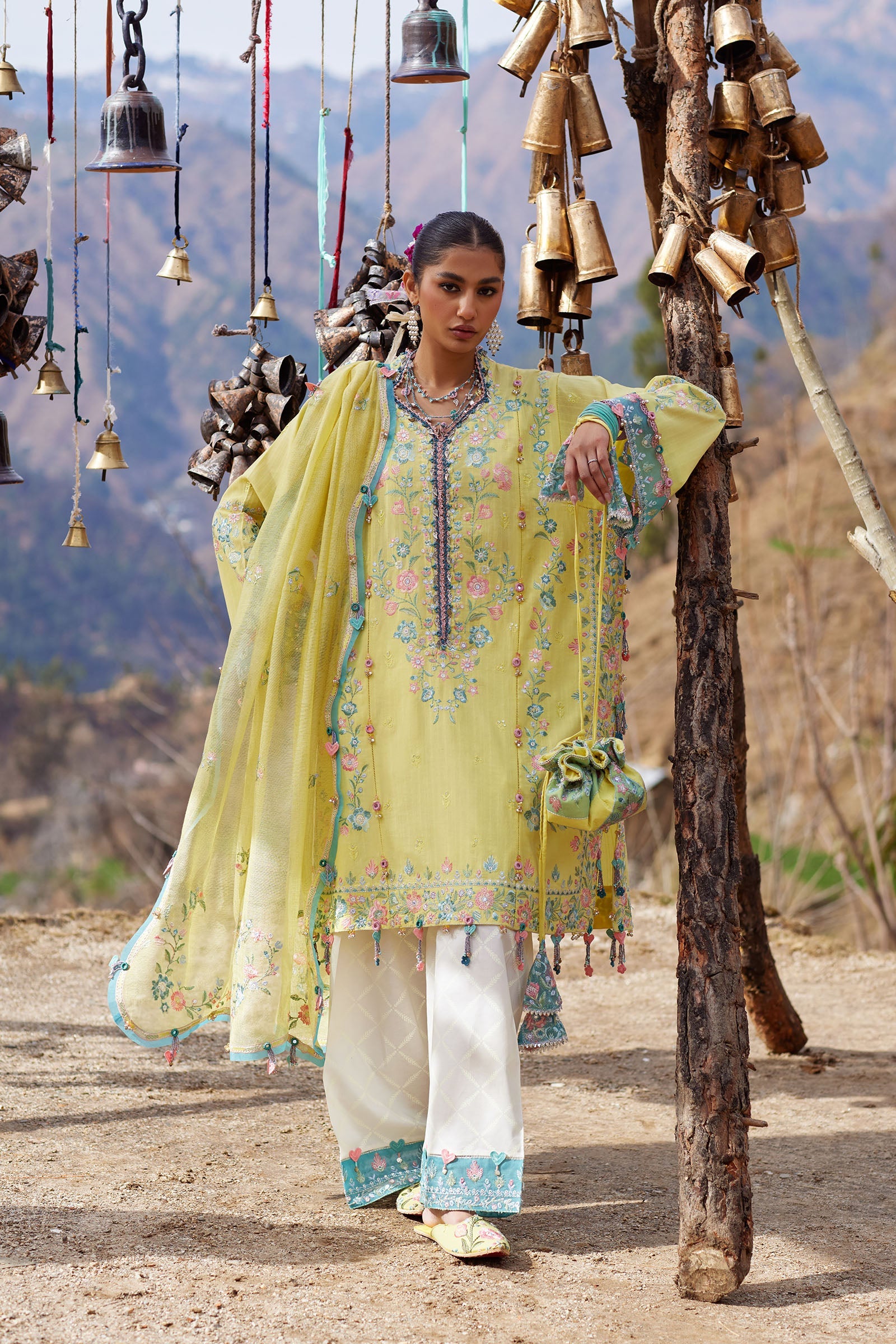 Zaha | Meili Festive Lawn 26 | RUÌMĚI 瑞美  (ZL26-01 A)