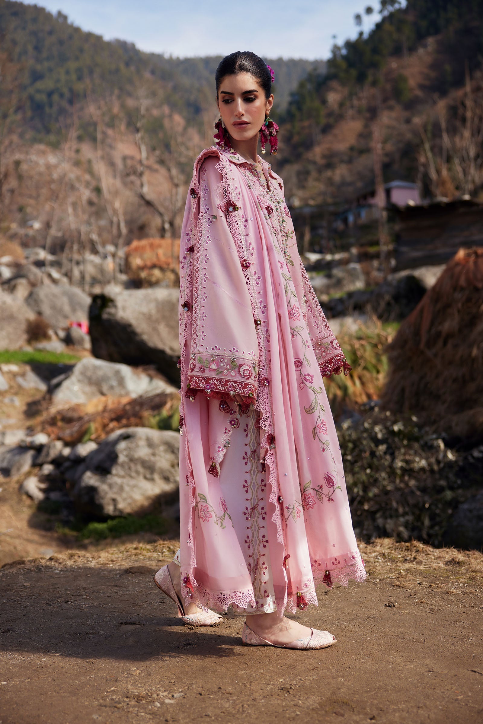 Zaha | Meili Festive Lawn 26 | BÌ YÙN 碧韵 (ZL26-06 B)