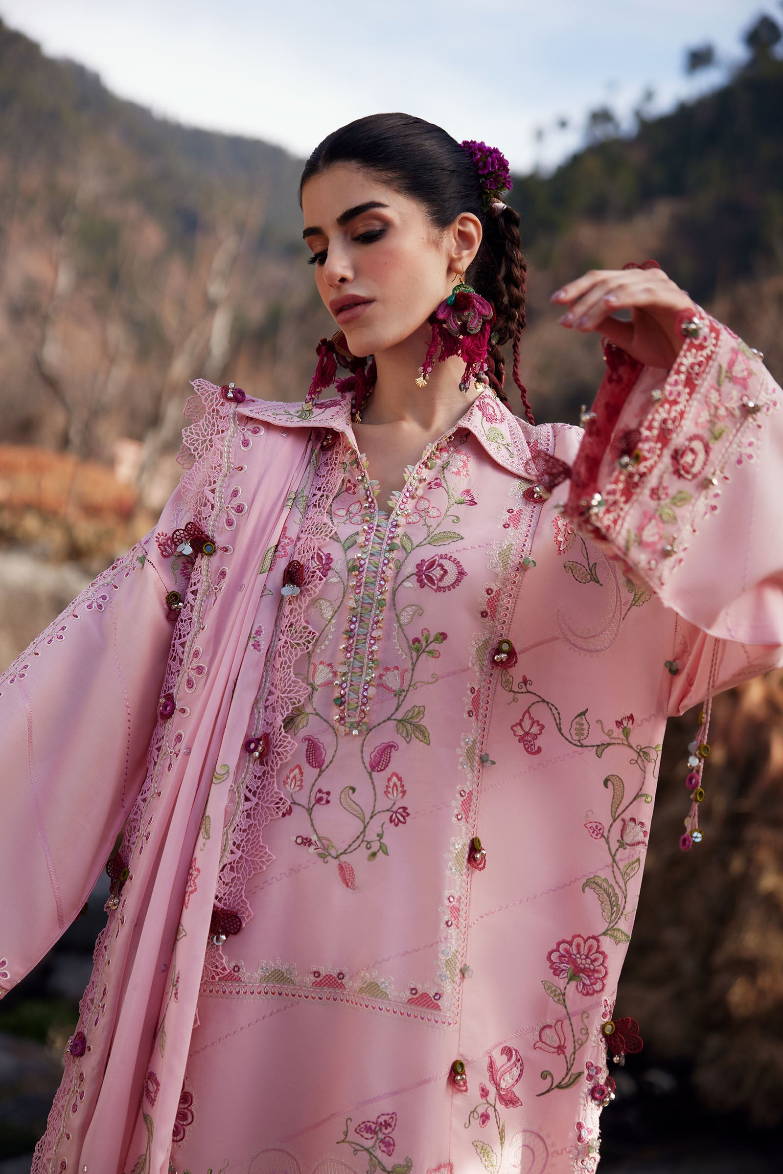 Zaha | Meili Festive Lawn 26 | BÌ YÙN 碧韵 (ZL26-06 B)