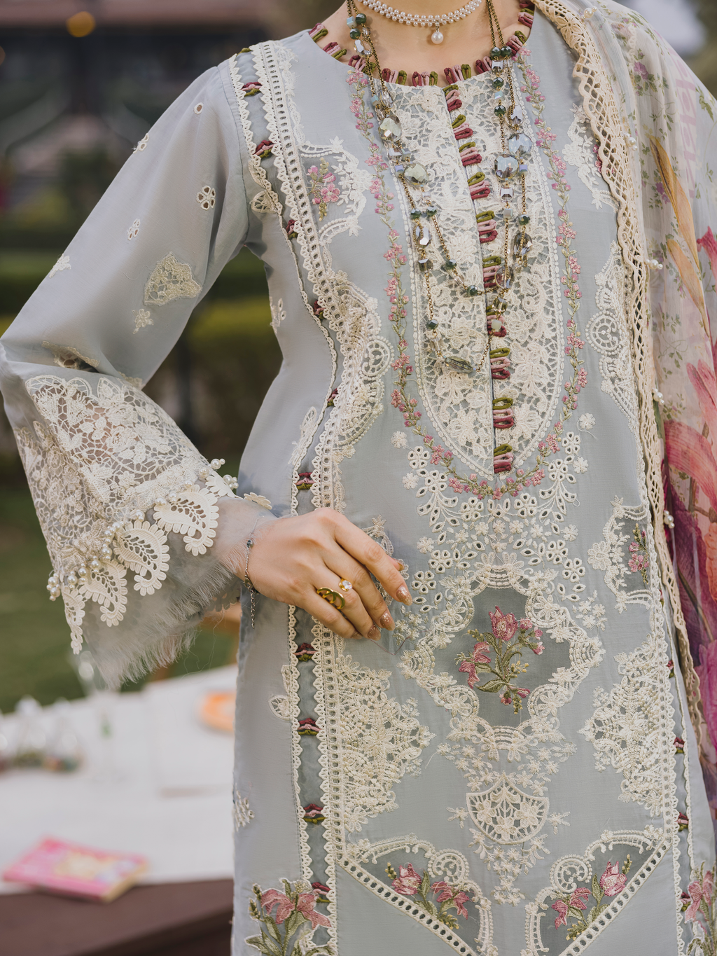 Eshaisha | Lawn Embroidered | EA-LL-5579