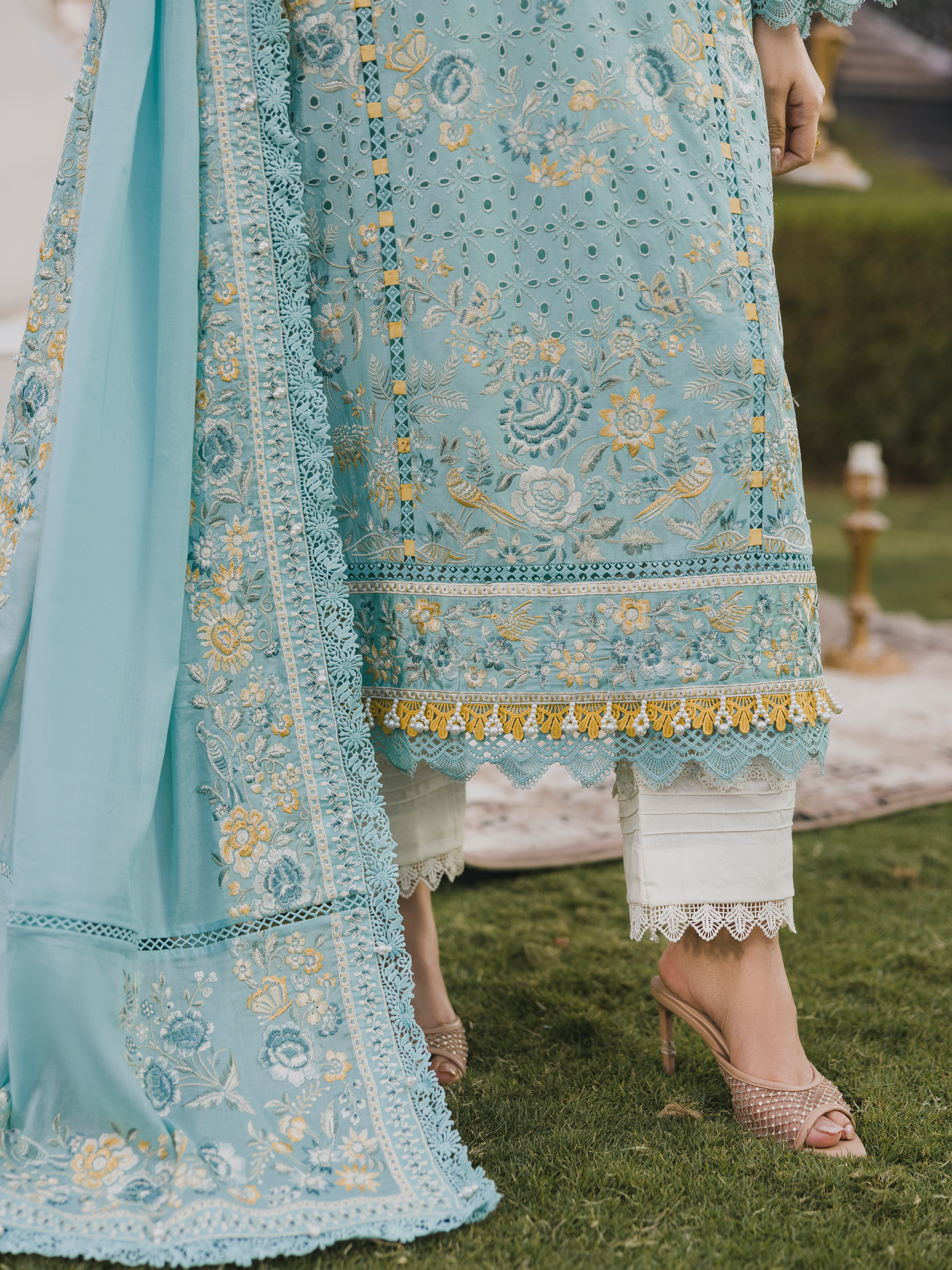 Eshaisha | Lawn Embroidered | EA-LL-5576