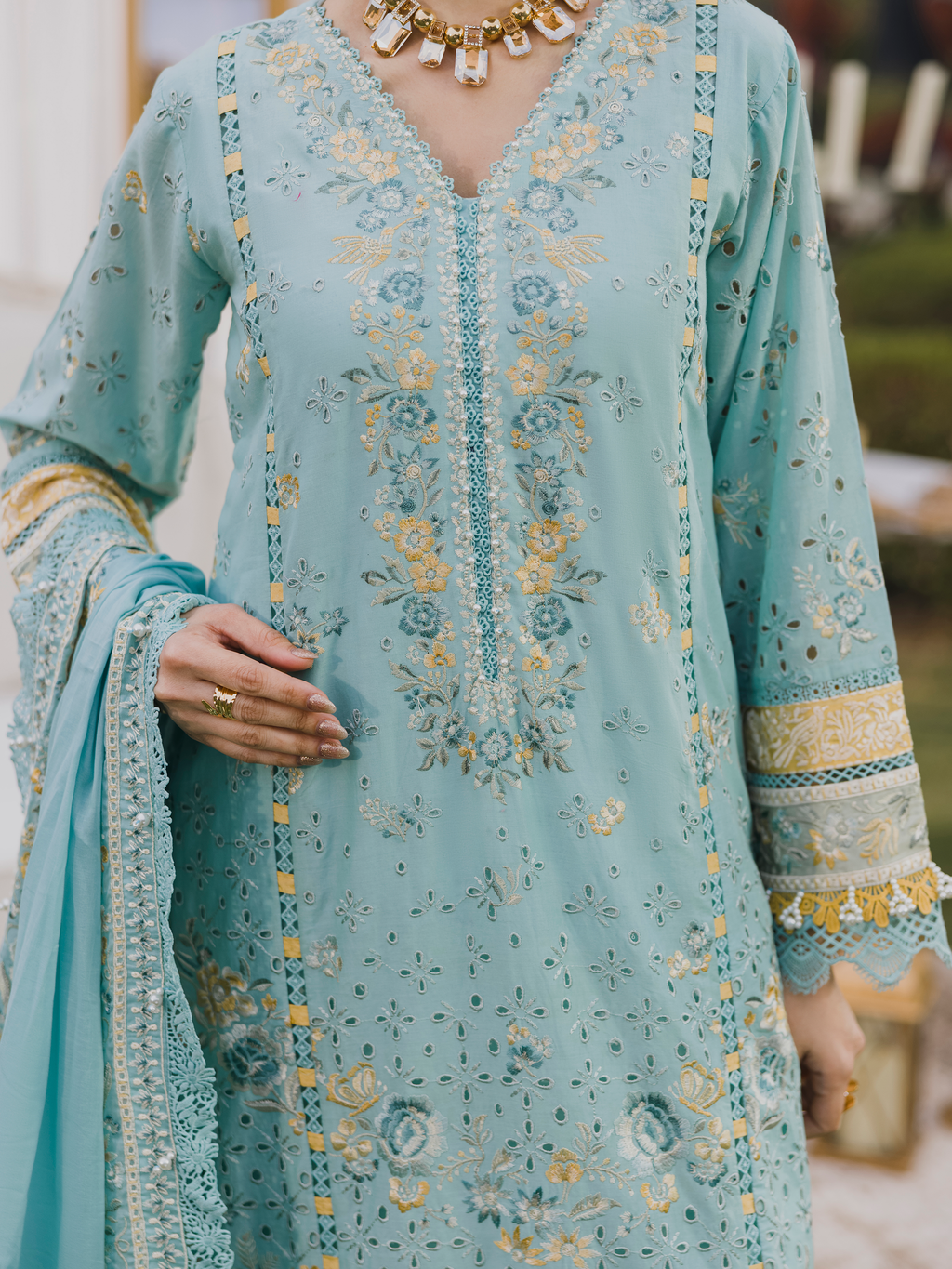 Eshaisha | Lawn Embroidered | EA-LL-5576