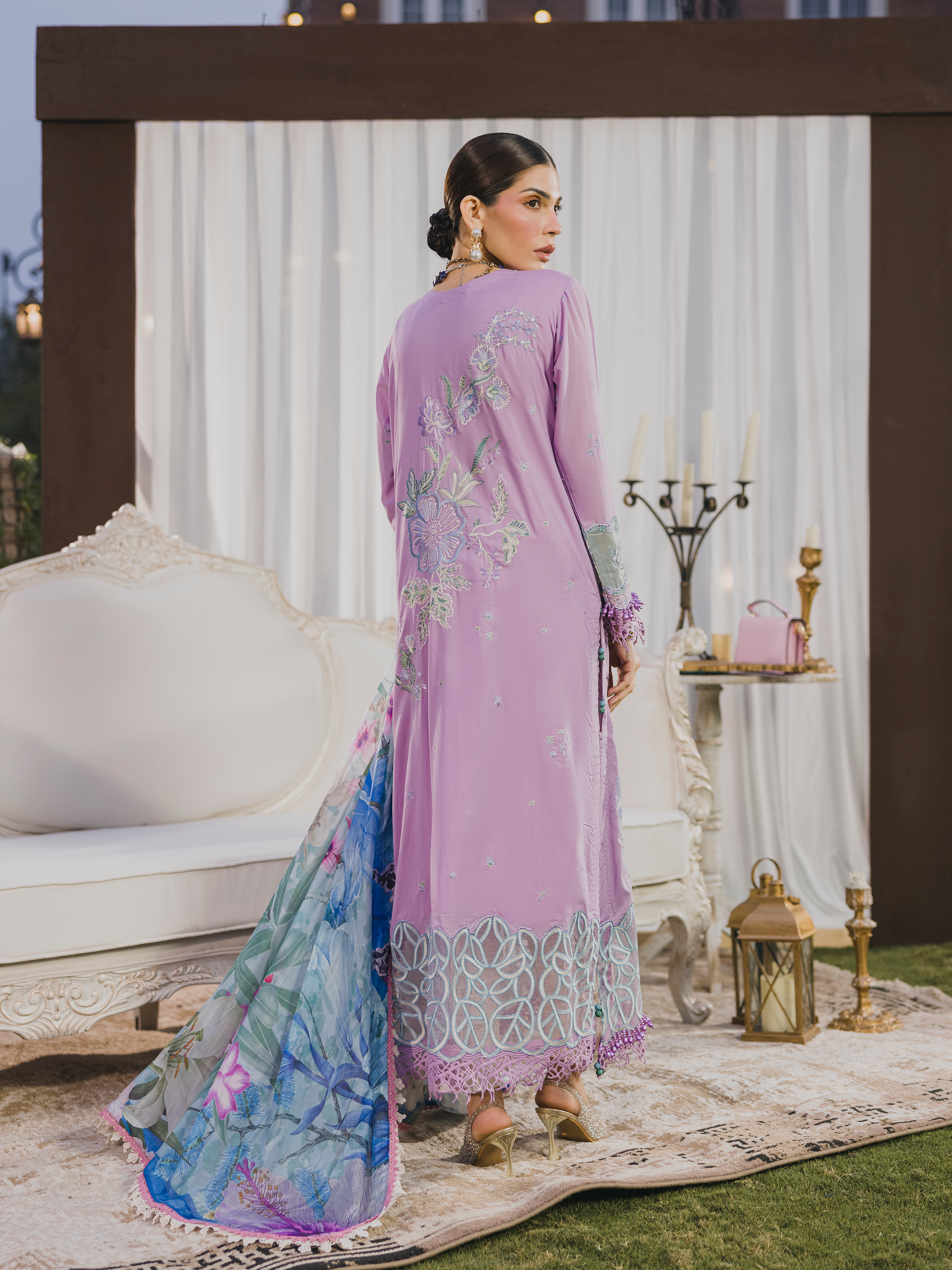 Eshaisha | Lawn Embroidered | EA-LL-5577