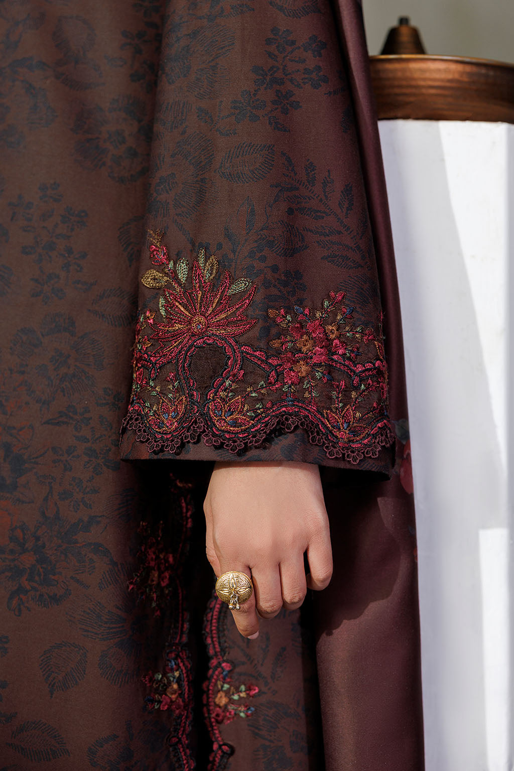 Iznik | Embroidered Printed Viscose Linen | IPF-29