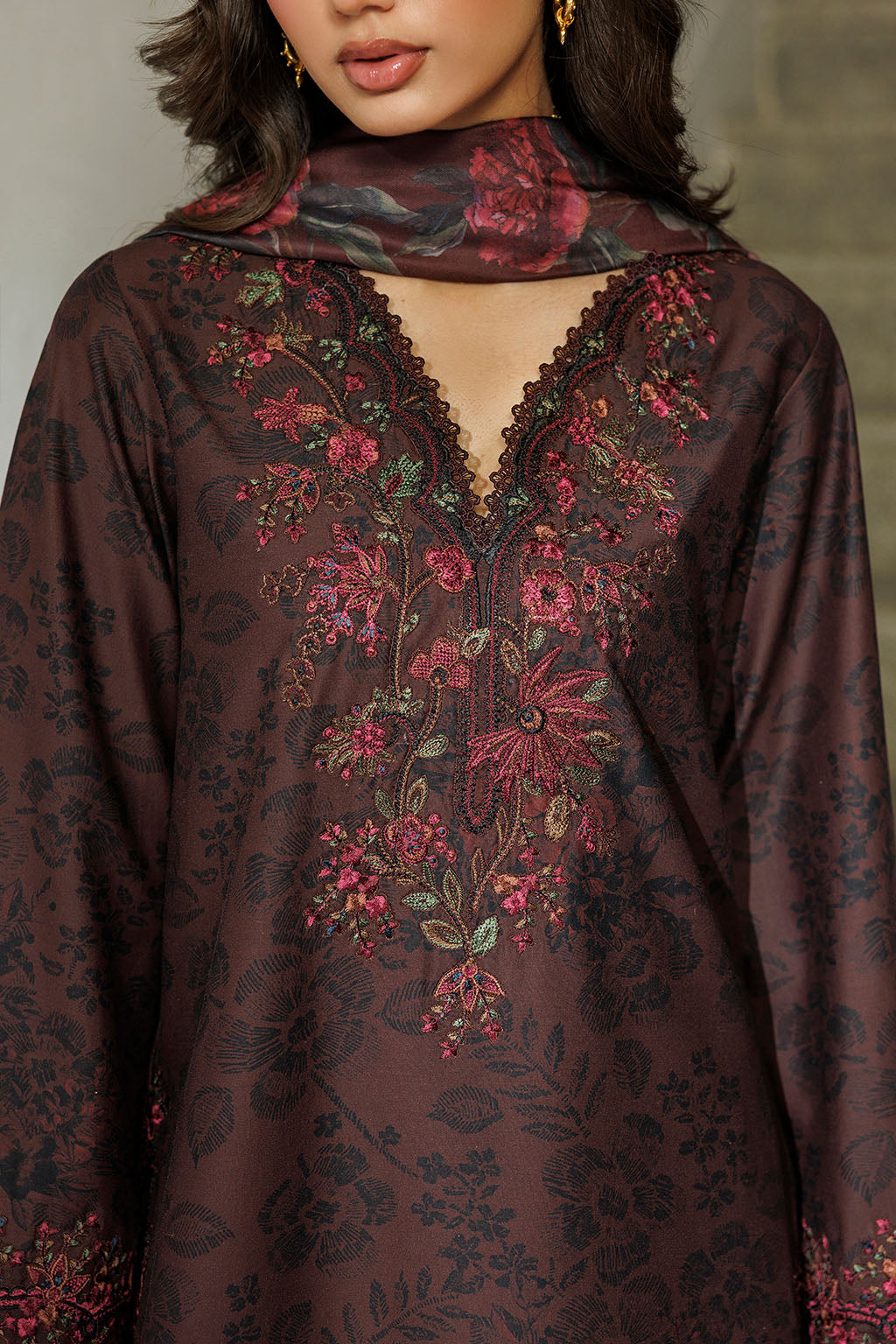 Iznik | Embroidered Printed Viscose Linen | IPF-29