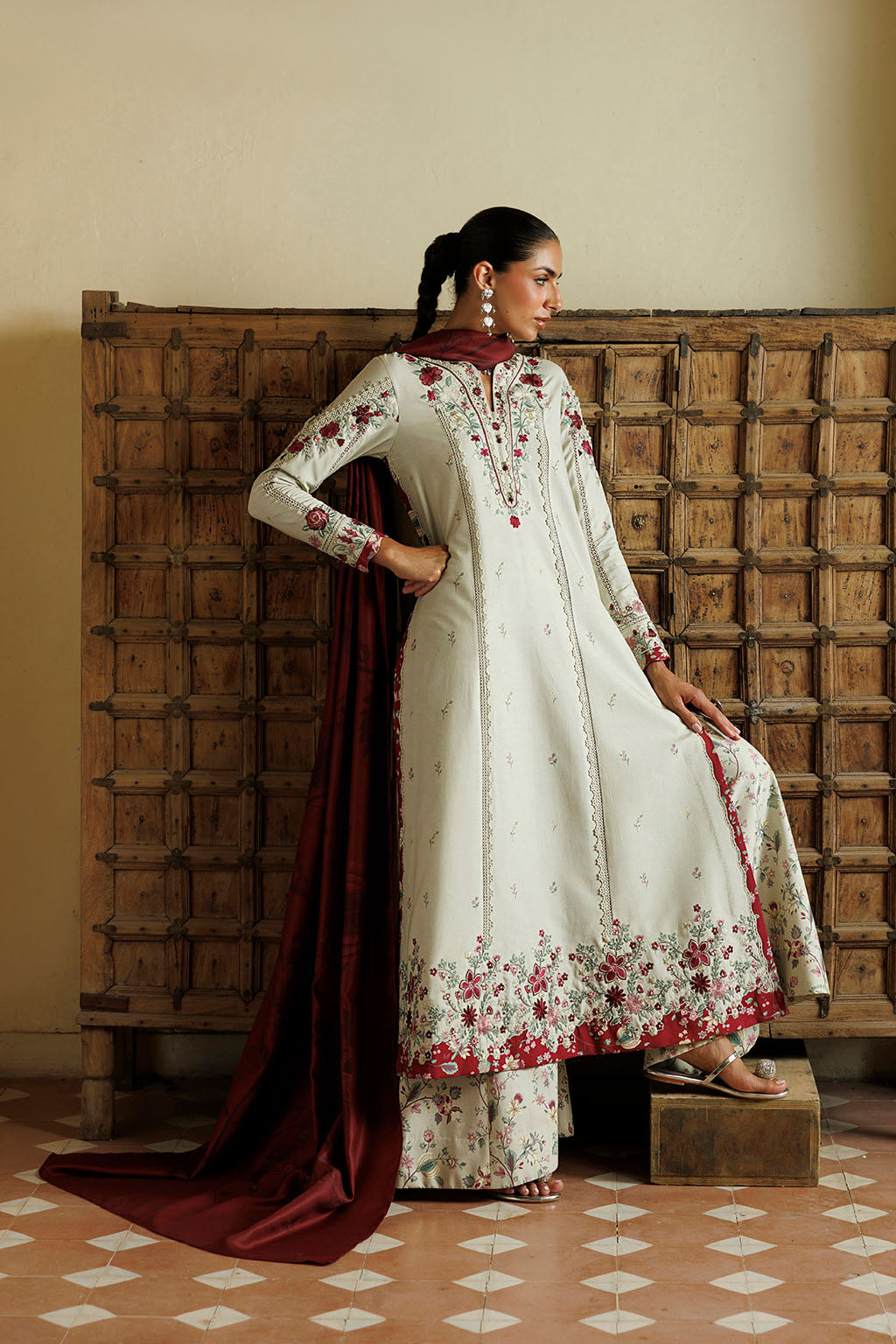 Iznik | Embroidered Printed Viscose Linen | IPF-28