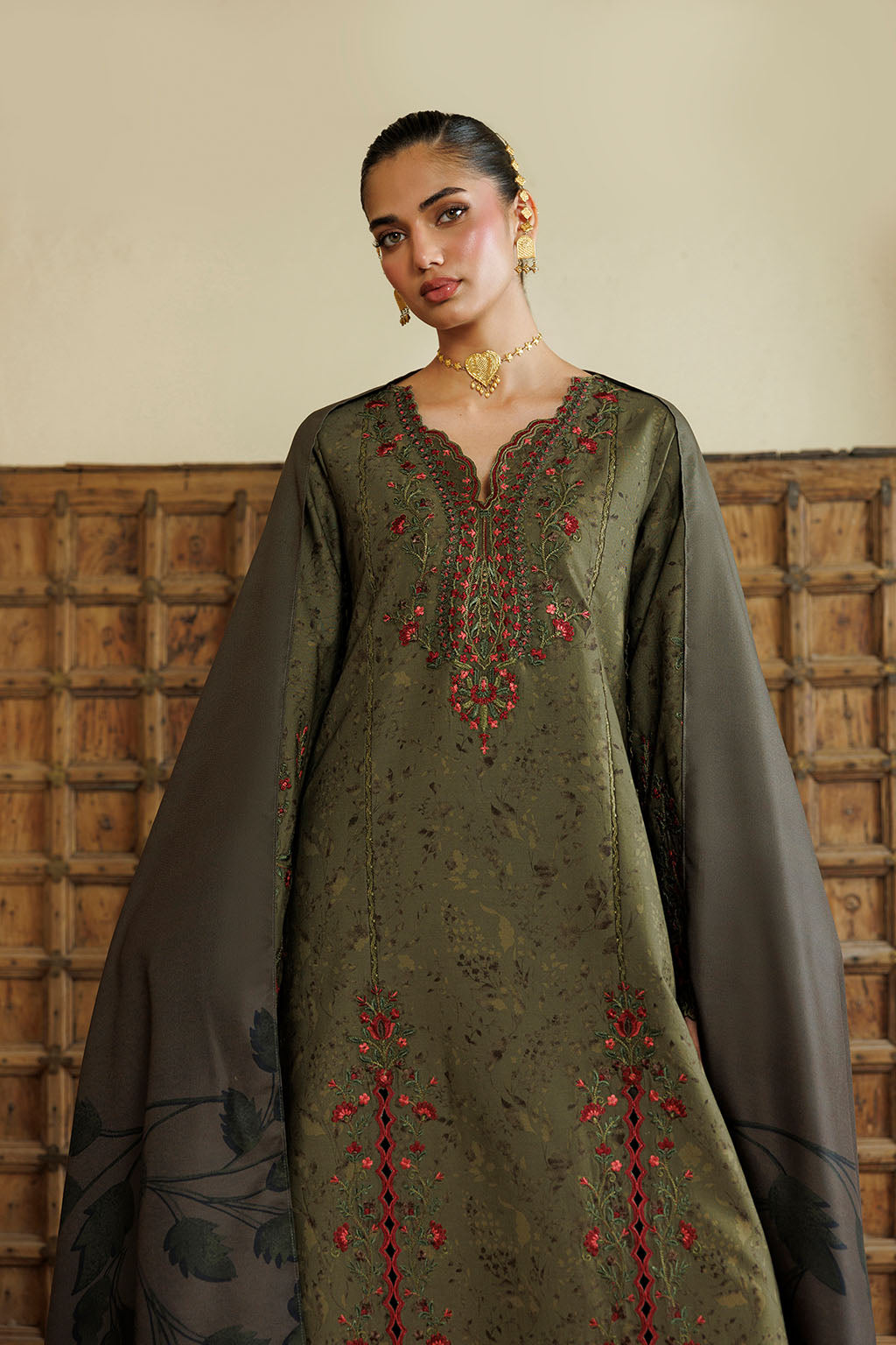 Iznik | Embroidered Printed Viscose Linen | IPF-27