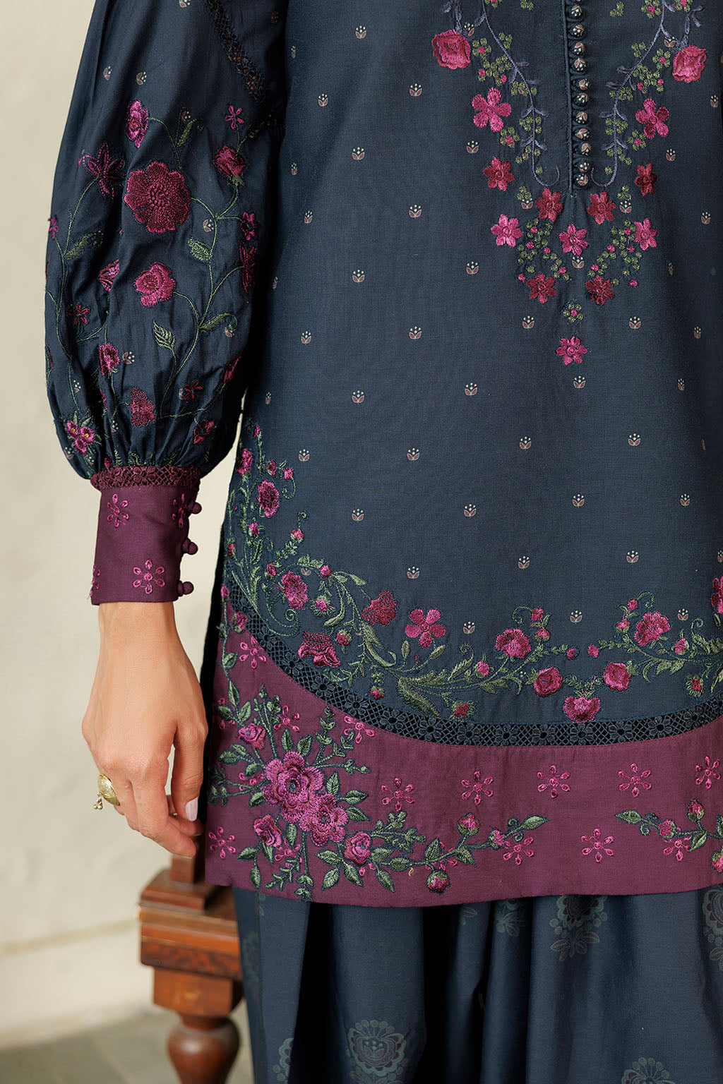 Iznik | Embroidered Printed Viscose Linen | IPF-26