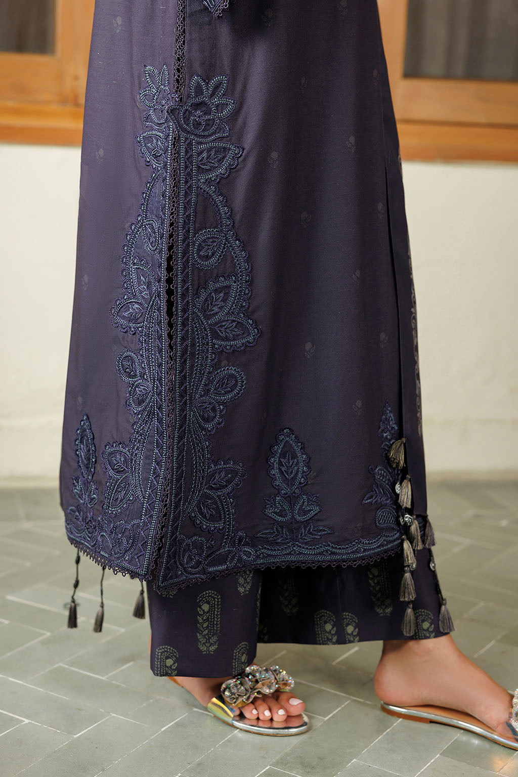 Iznik | Embroidered Printed Viscose Linen | IPF-30