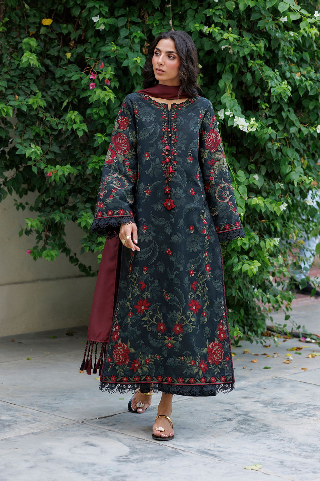 Iznik | Embroidered Printed Viscose Linen | IPF-31