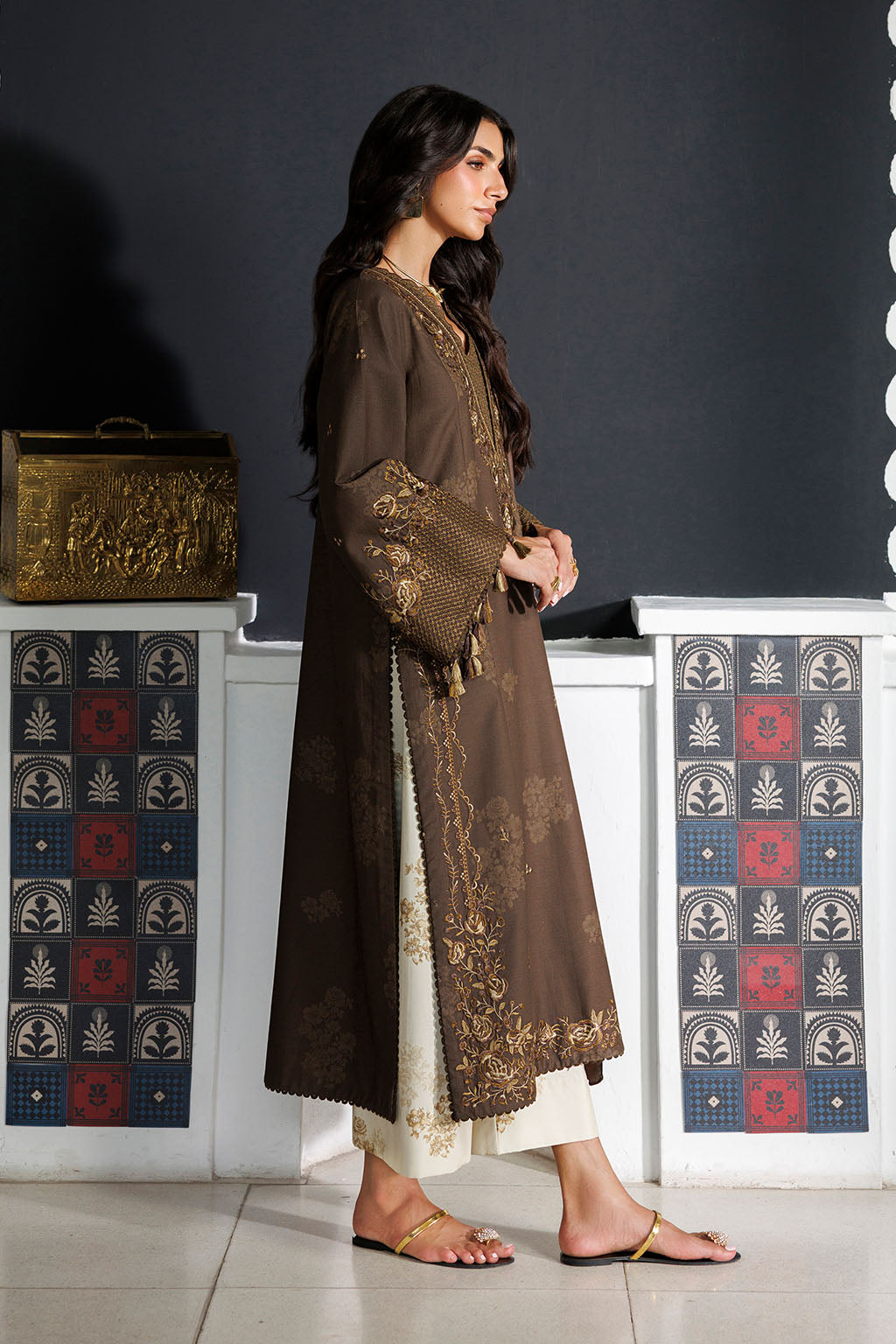 Iznik | Embroidered Printed Viscose Linen | IPF-25