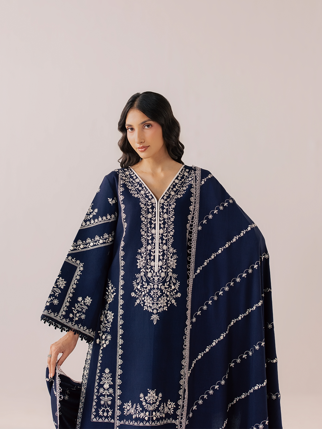 Mahnur | Sage winter Lilen | IIM-02