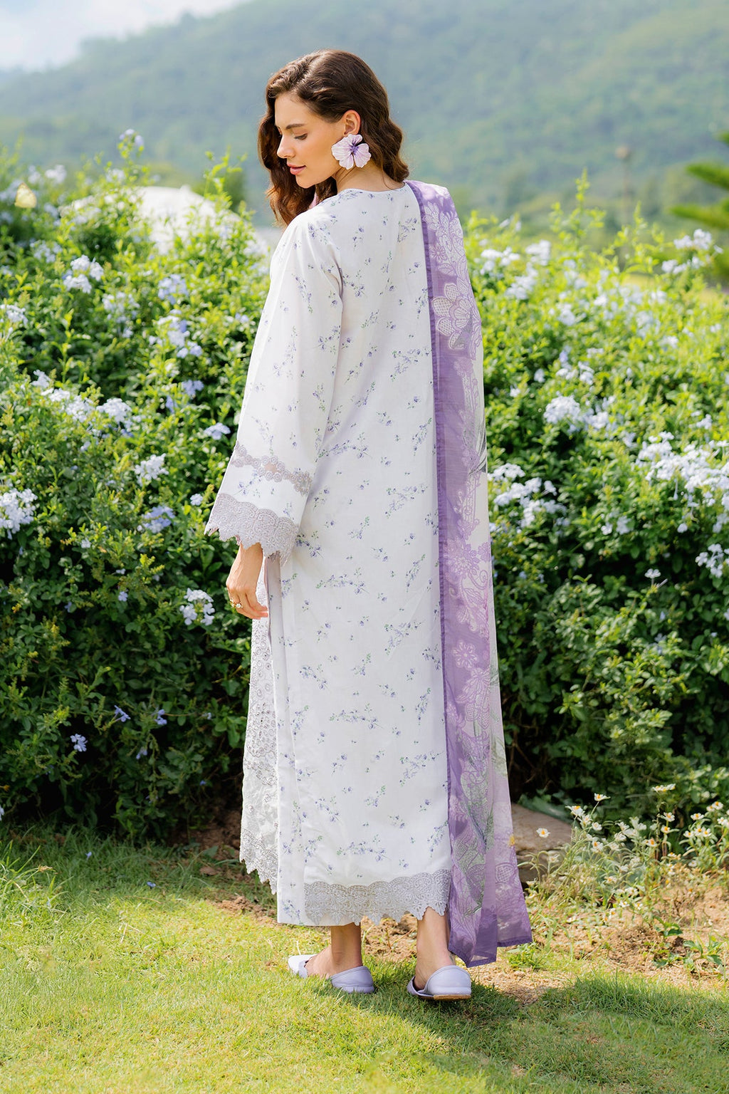 Baroque | Embroidered Lawn | UF-4211