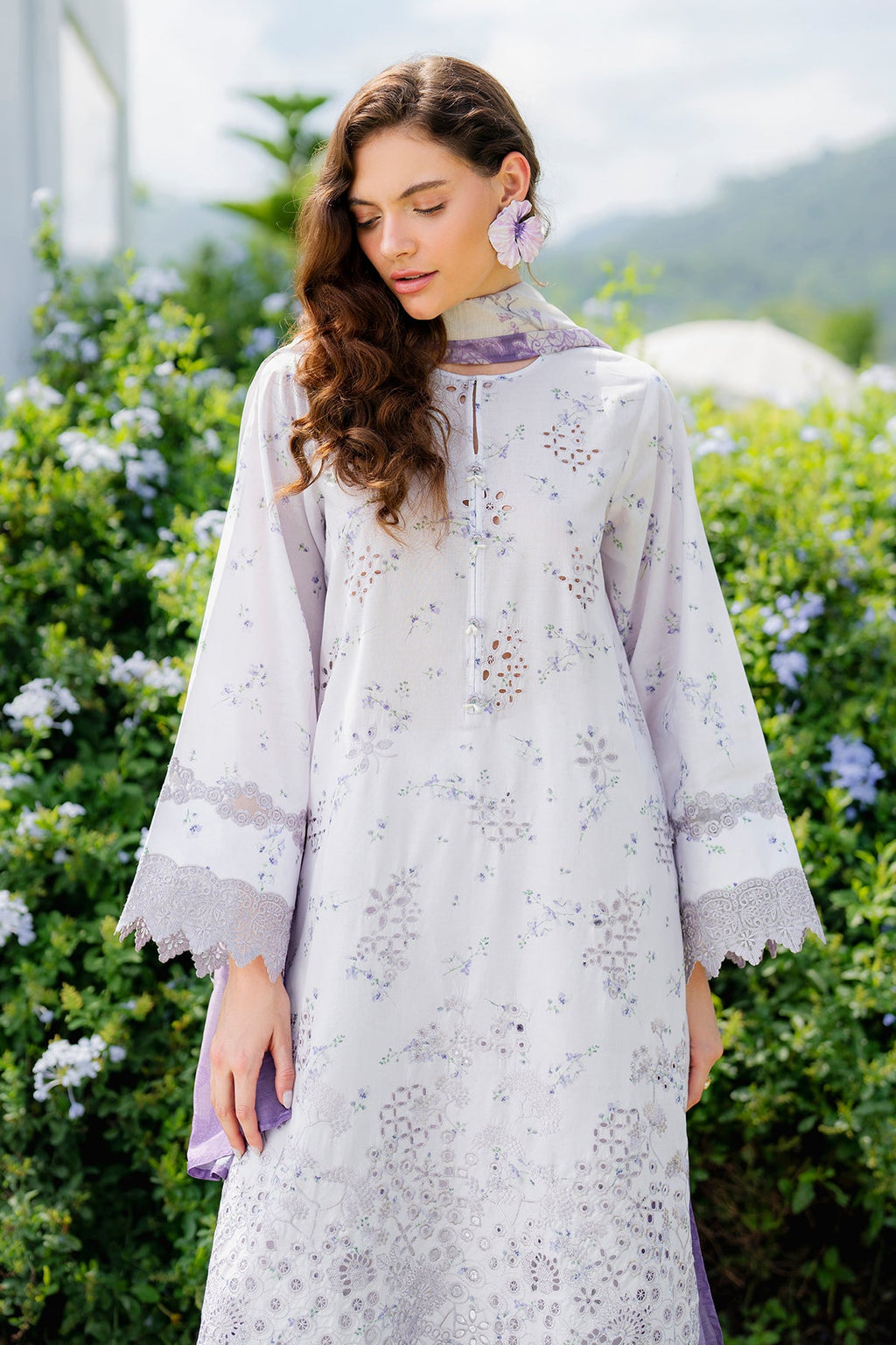 Baroque | Embroidered Lawn | UF-4211