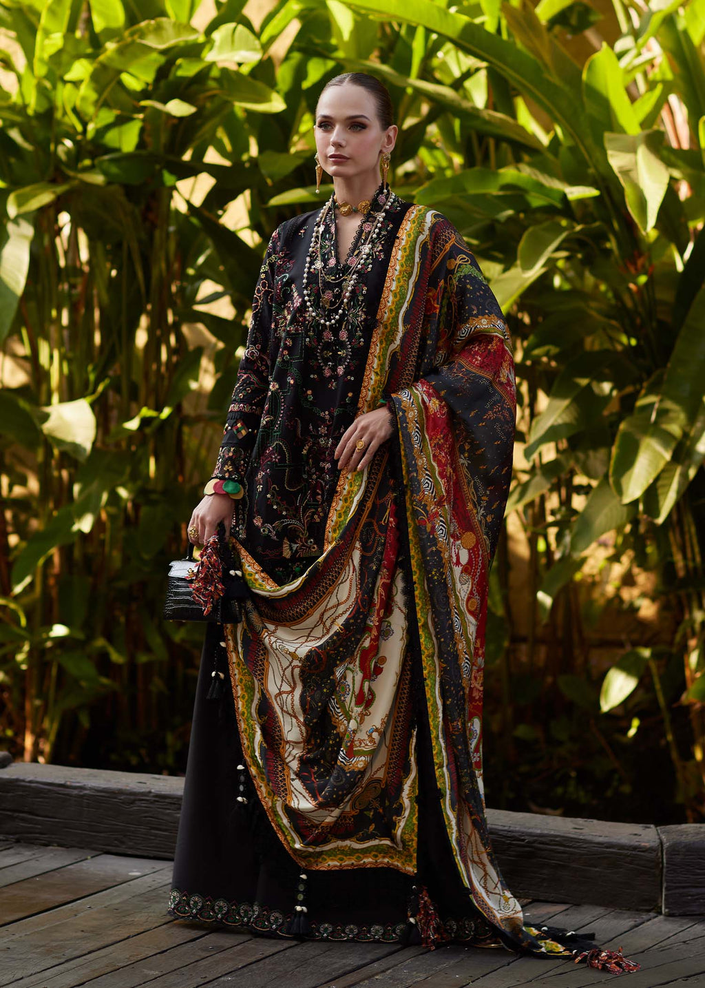 Kanwal Malik | Ariya Luxury Lawn'26 | Zaria