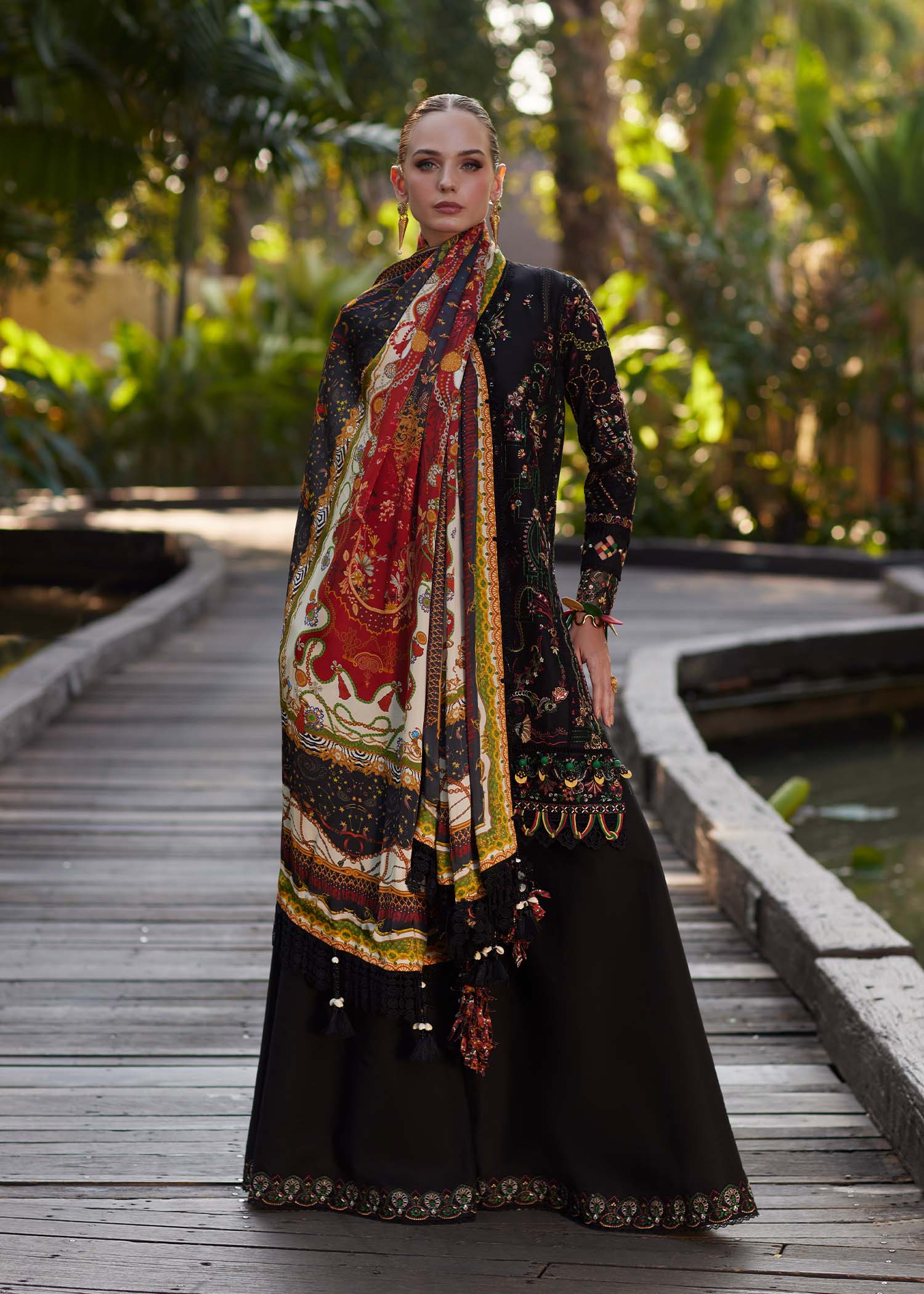 Kanwal Malik | Ariya Luxury Lawn'26 | Zaria