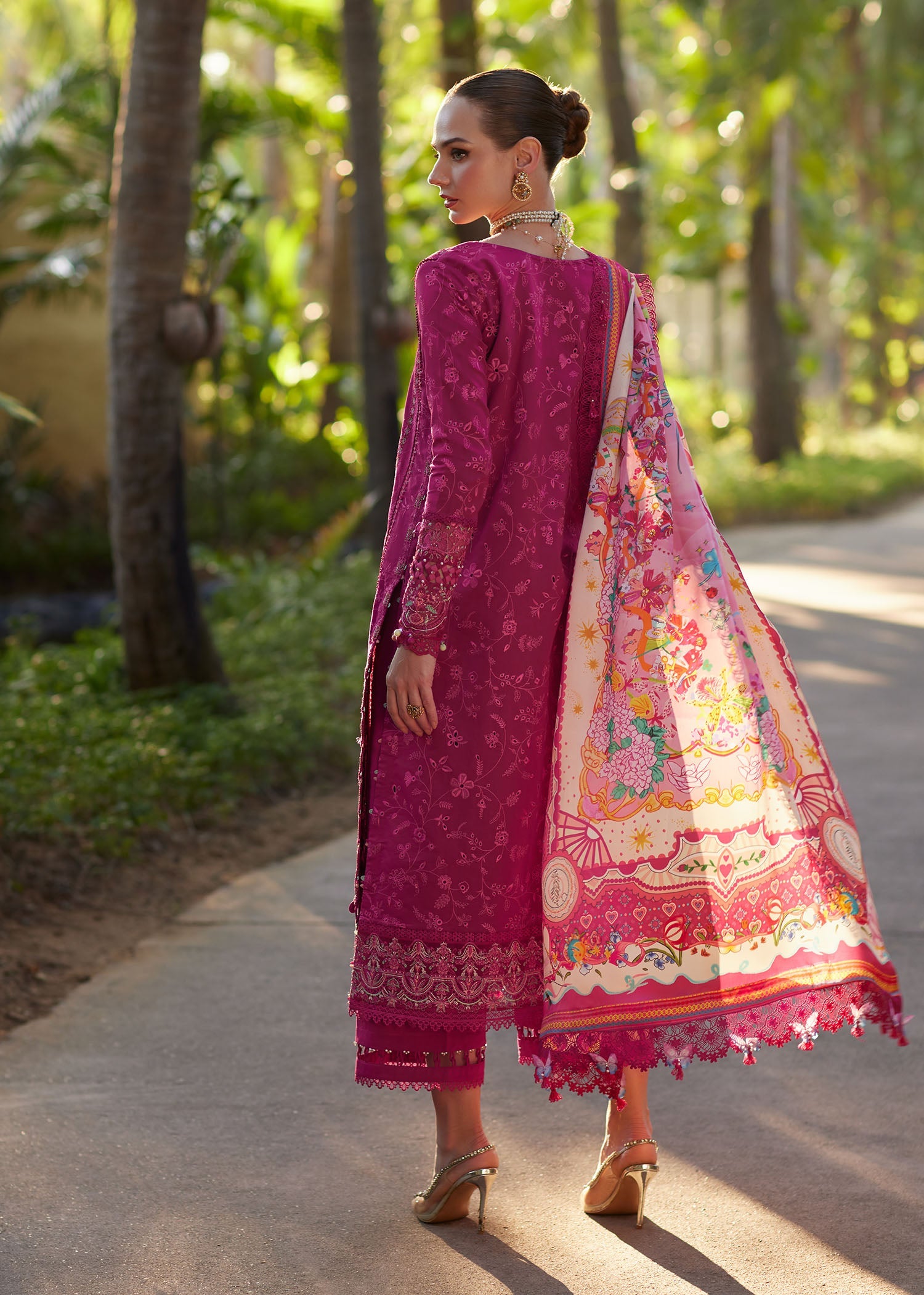 Kanwal Malik | Ariya Luxury Lawn'26 | Avelyn