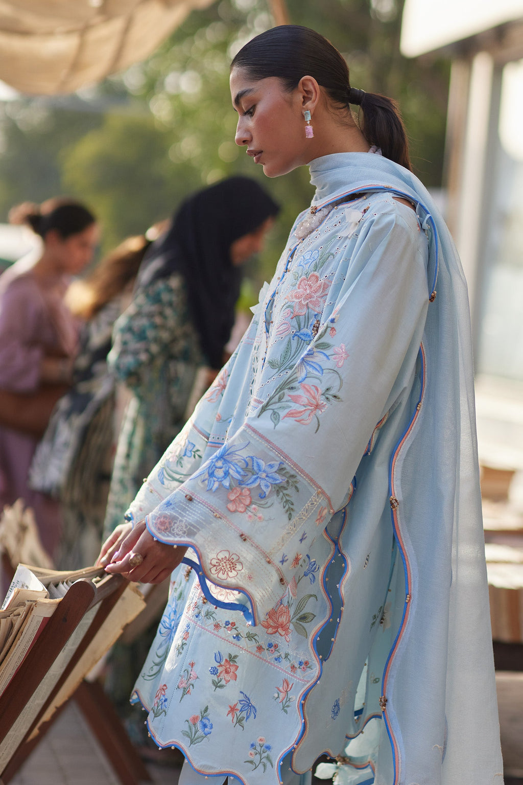 Zaha | Wildflower Festive Lawn 26 | Forget me not Breeze