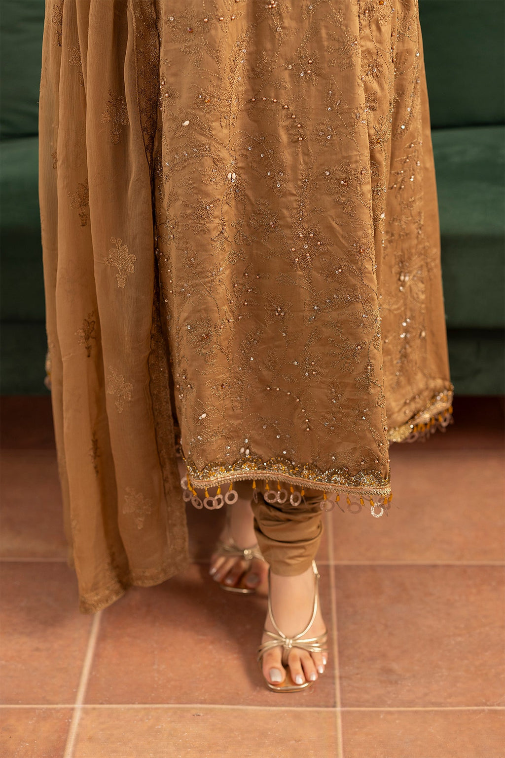 Noor E Fajar | Apana Luxury Lawn | NF-1486