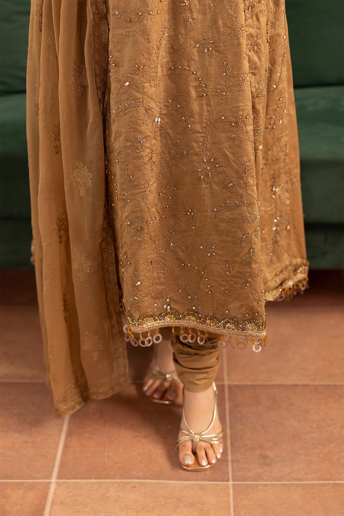 Noor E Fajar | Apana Luxury Lawn | NF-1486