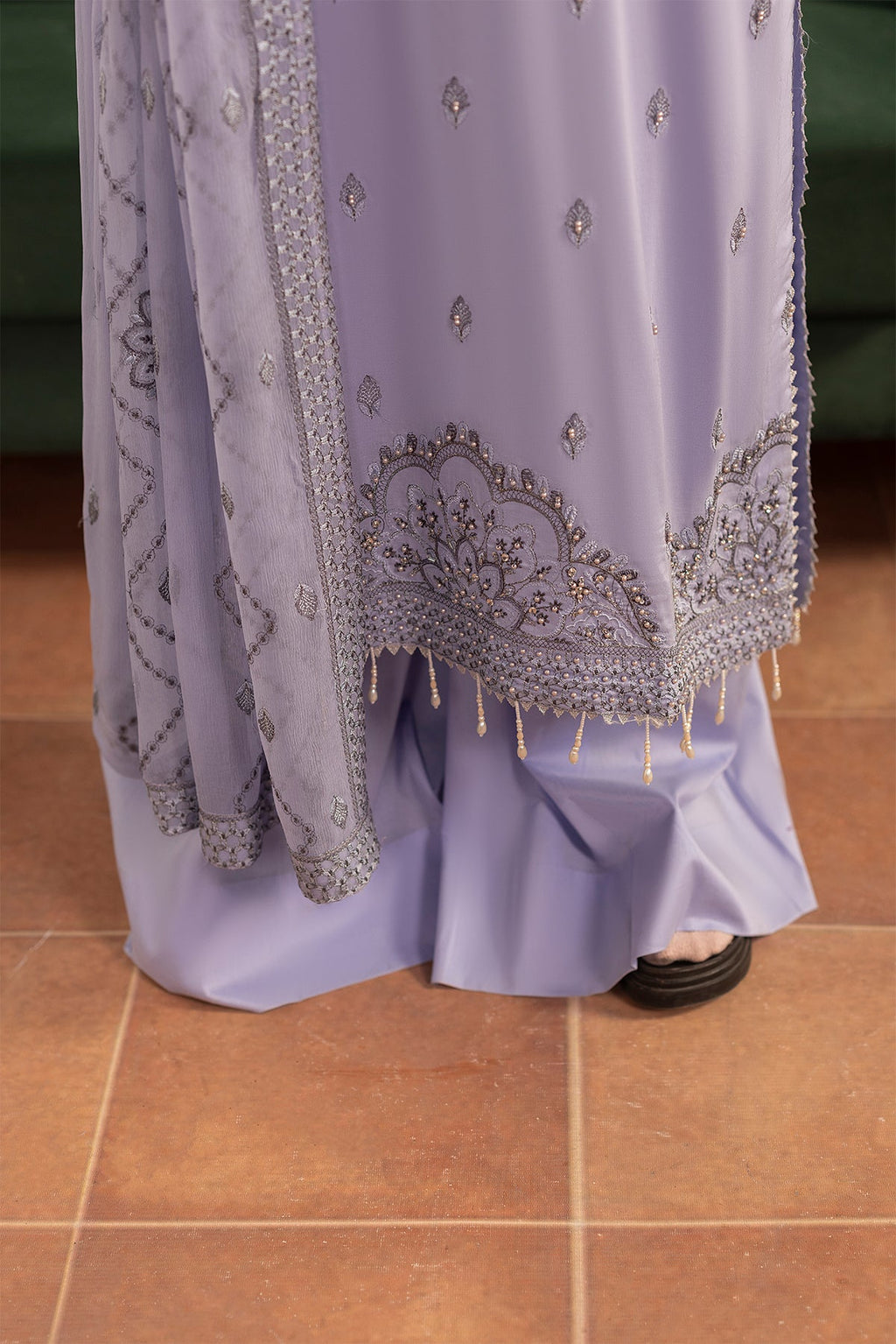Noor E Fajar | Apana Luxury Lawn | NF-1487