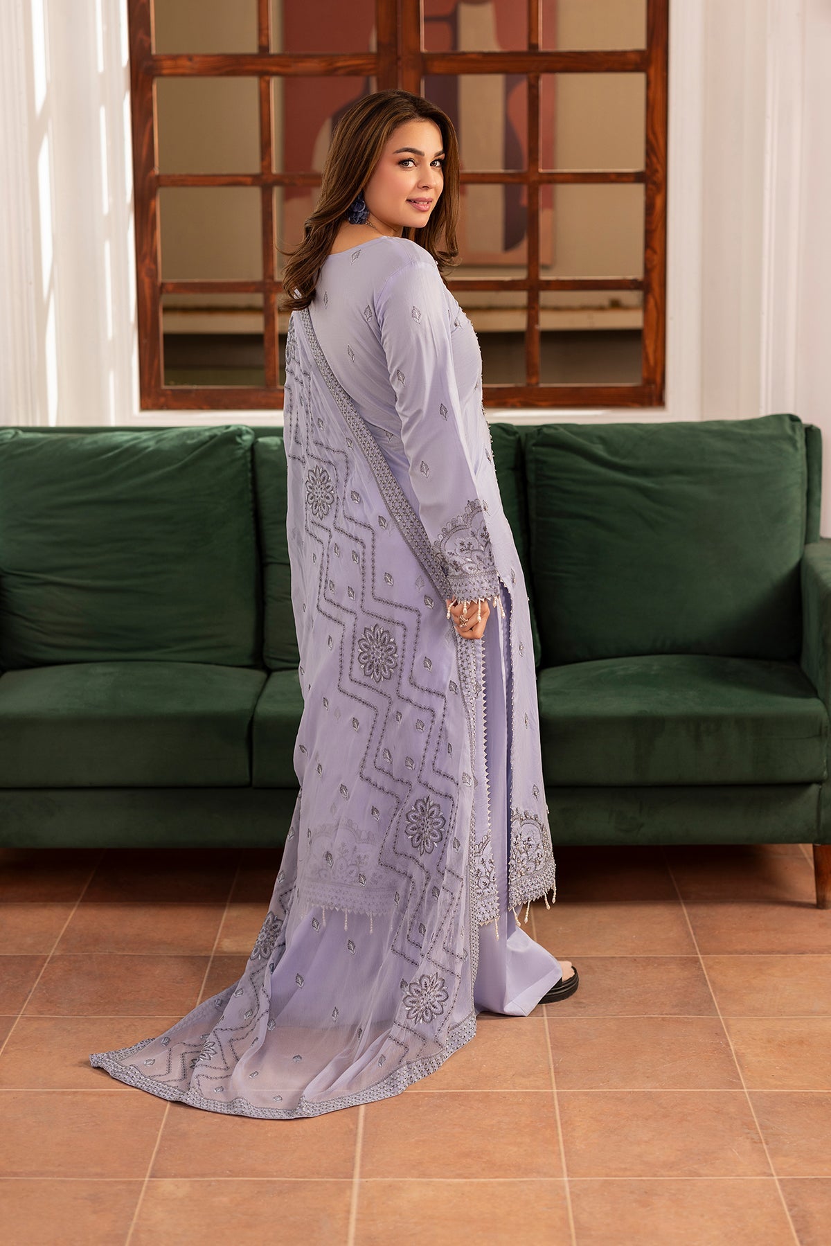 Noor E Fajar | Apana Luxury Lawn | NF-1487