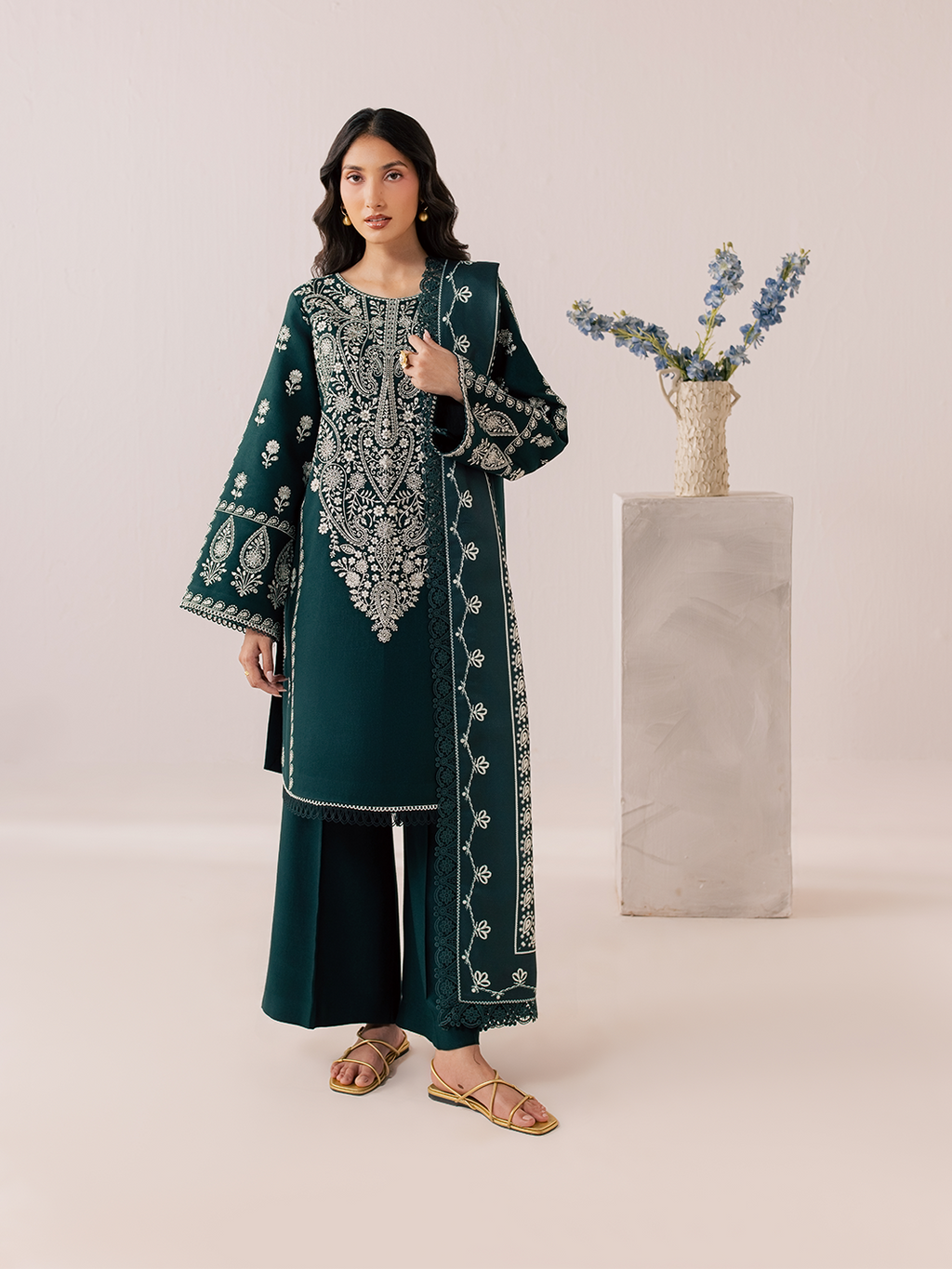 Mahnur | Sage winter Lilen | IIM-04