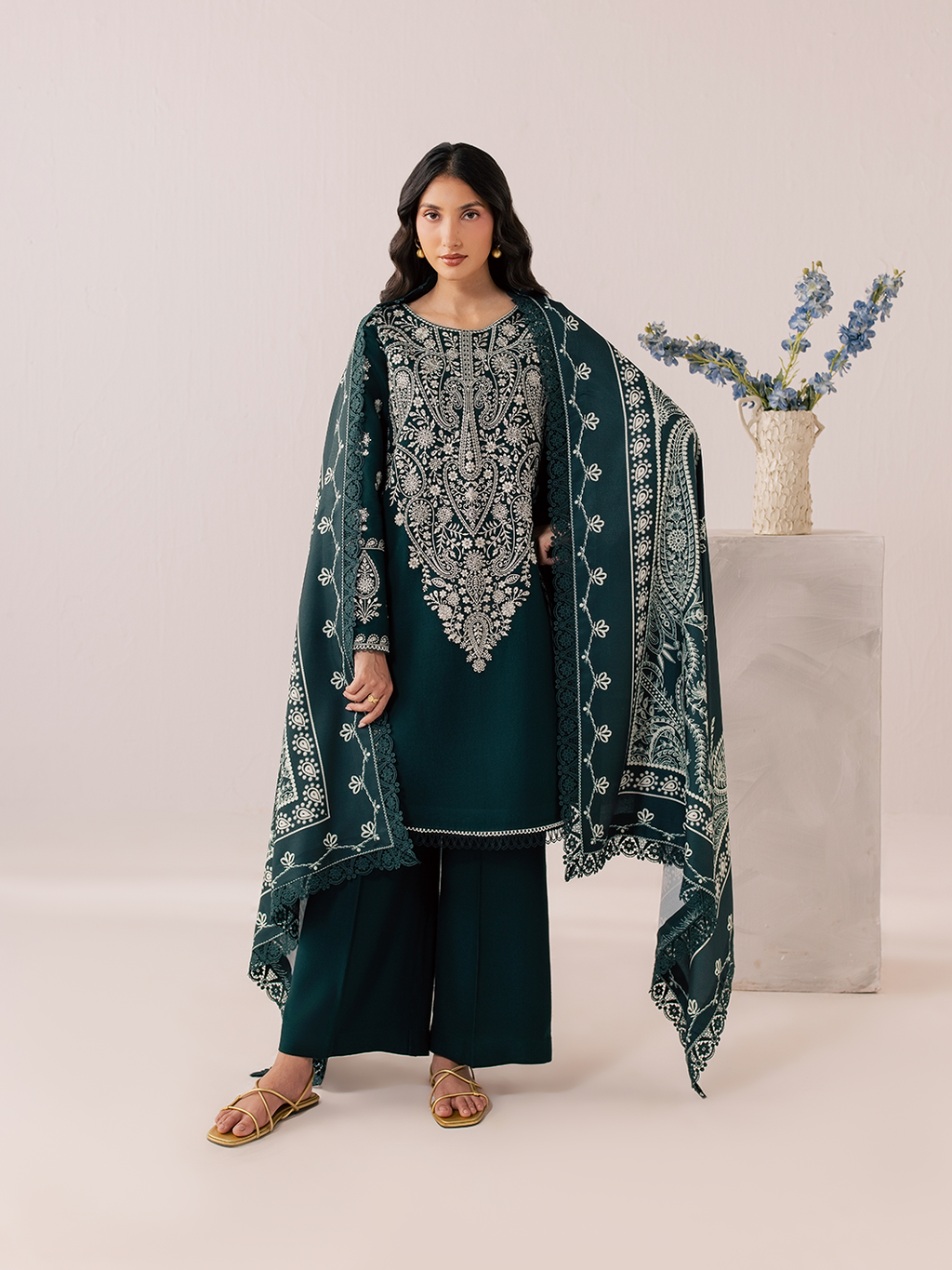 Mahnur | Sage winter Lilen | IIM-04