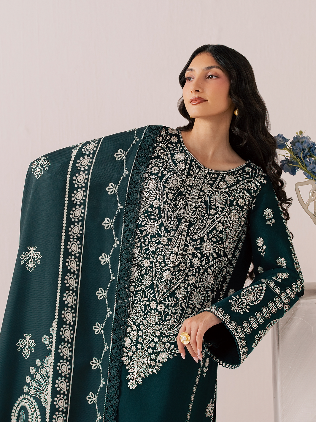 Mahnur | Sage winter Lilen | IIM-04