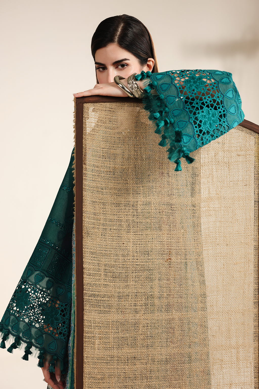 Jazmin | Iris Embroidered Lawn | IL26-D03