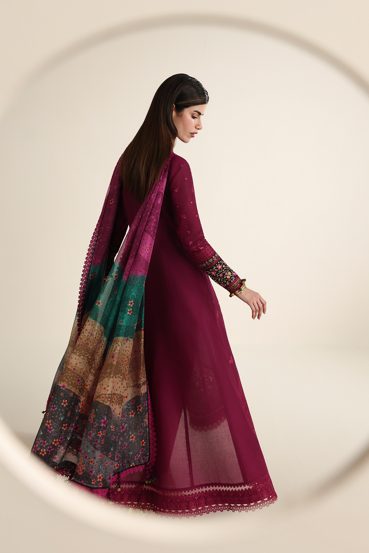 Jazmin | Iris Embroidered Lawn | IL26-D02