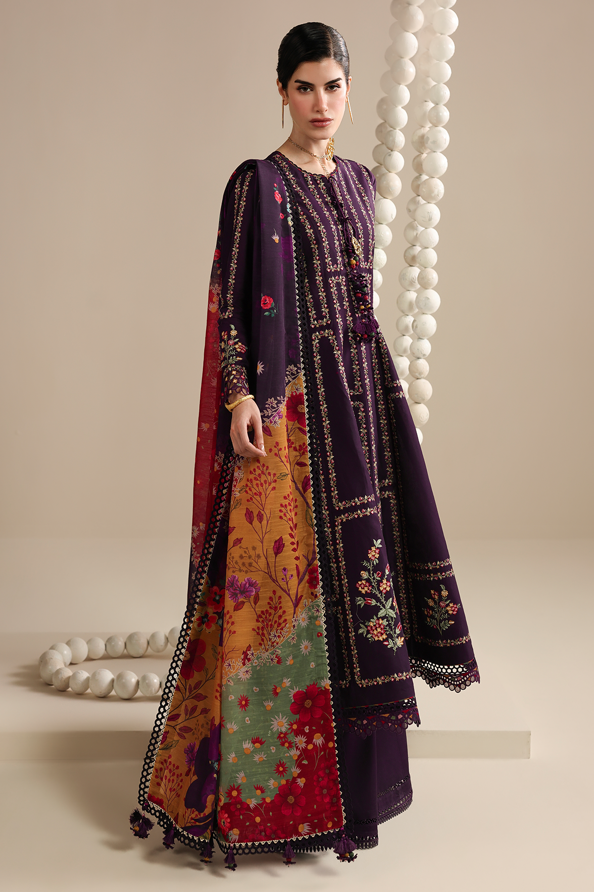 Jazmin | Iris Embroidered Lawn | IL26-D06