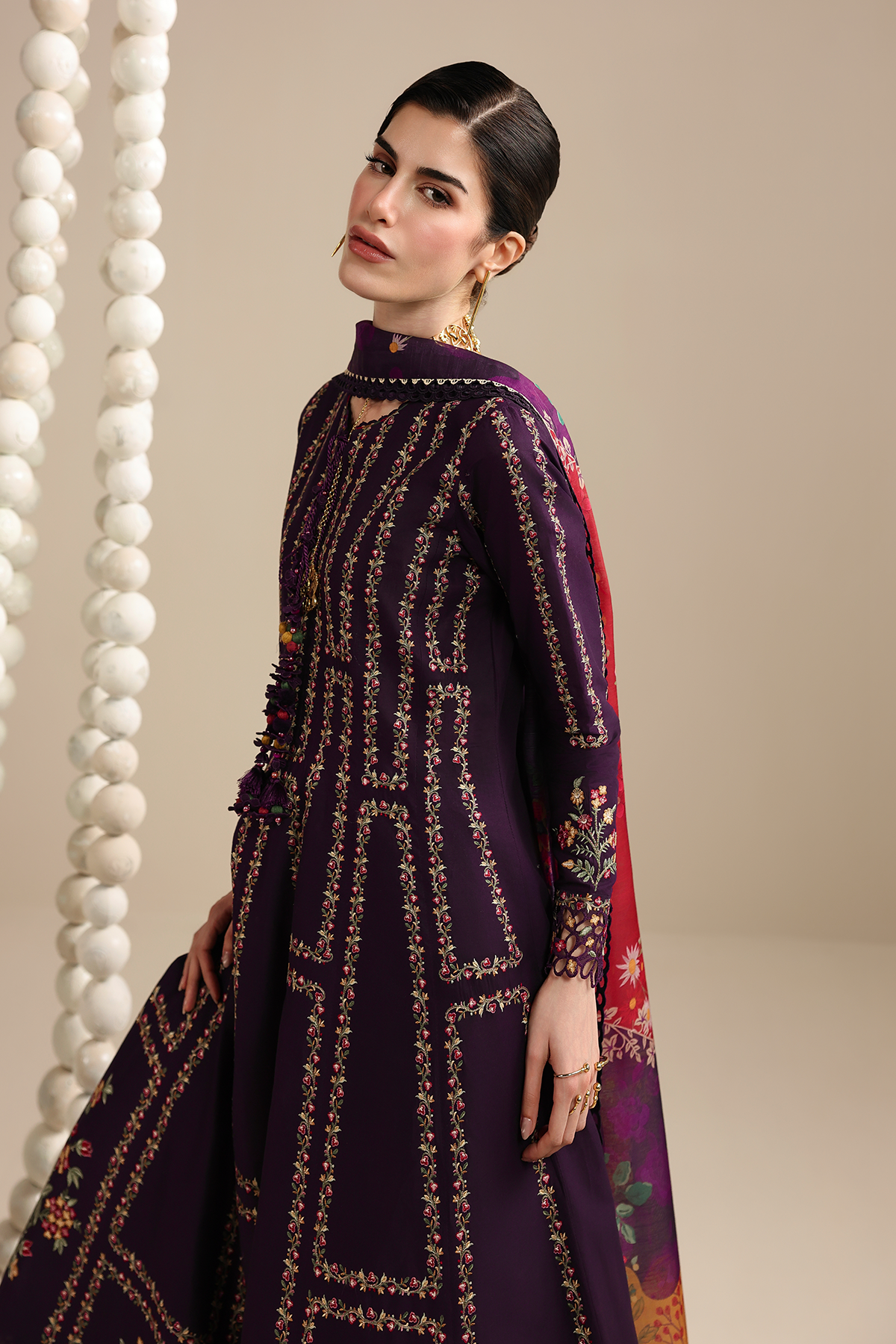 Jazmin | Iris Embroidered Lawn | IL26-D06
