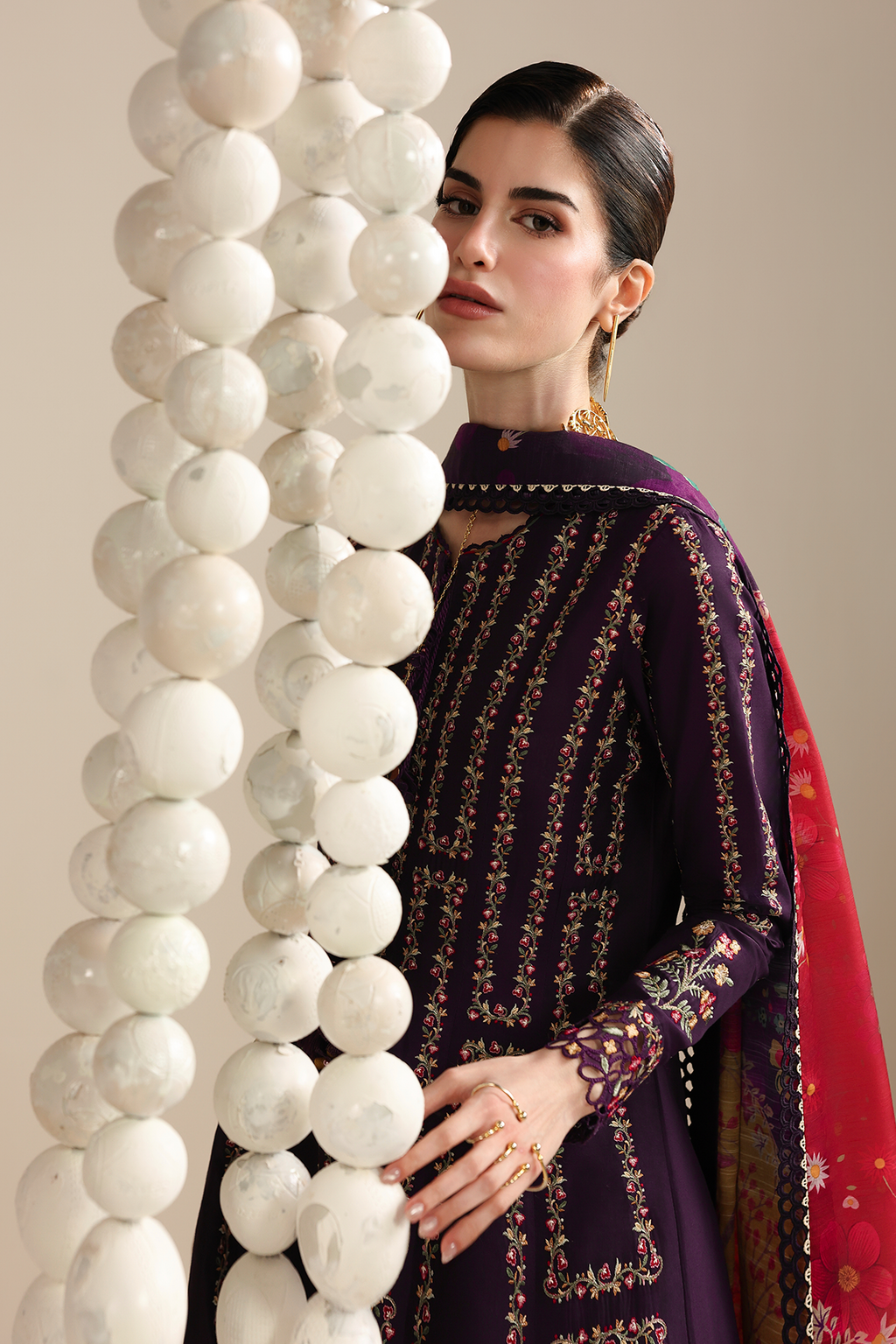 Jazmin | Iris Embroidered Lawn | IL26-D06