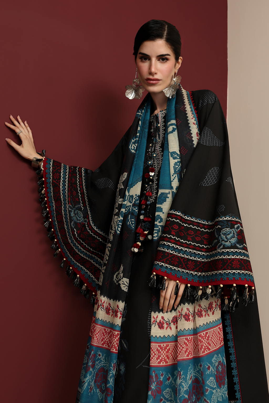 Jazmin | Iris Embroidered Lawn | IL26-D05