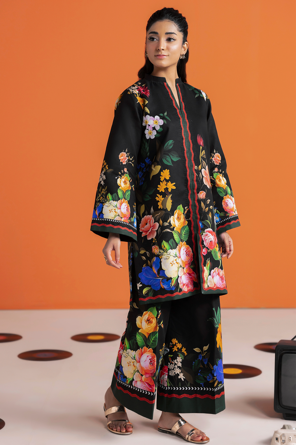 Raj Bari | Amal Summer Prints 2Pc Unstitched Cord | 02