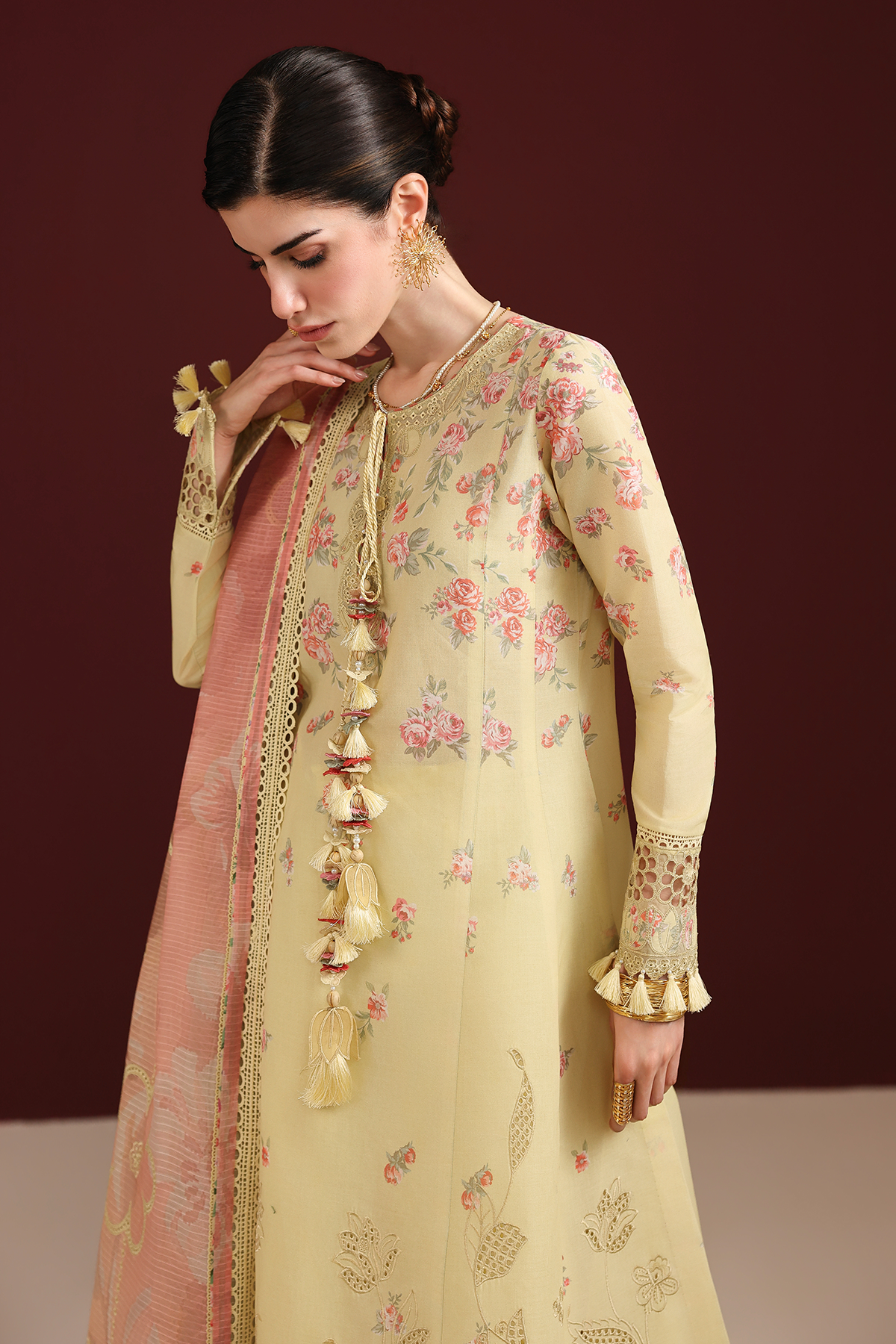 Jazmin | Iris Embroidered Lawn | IL26-D07