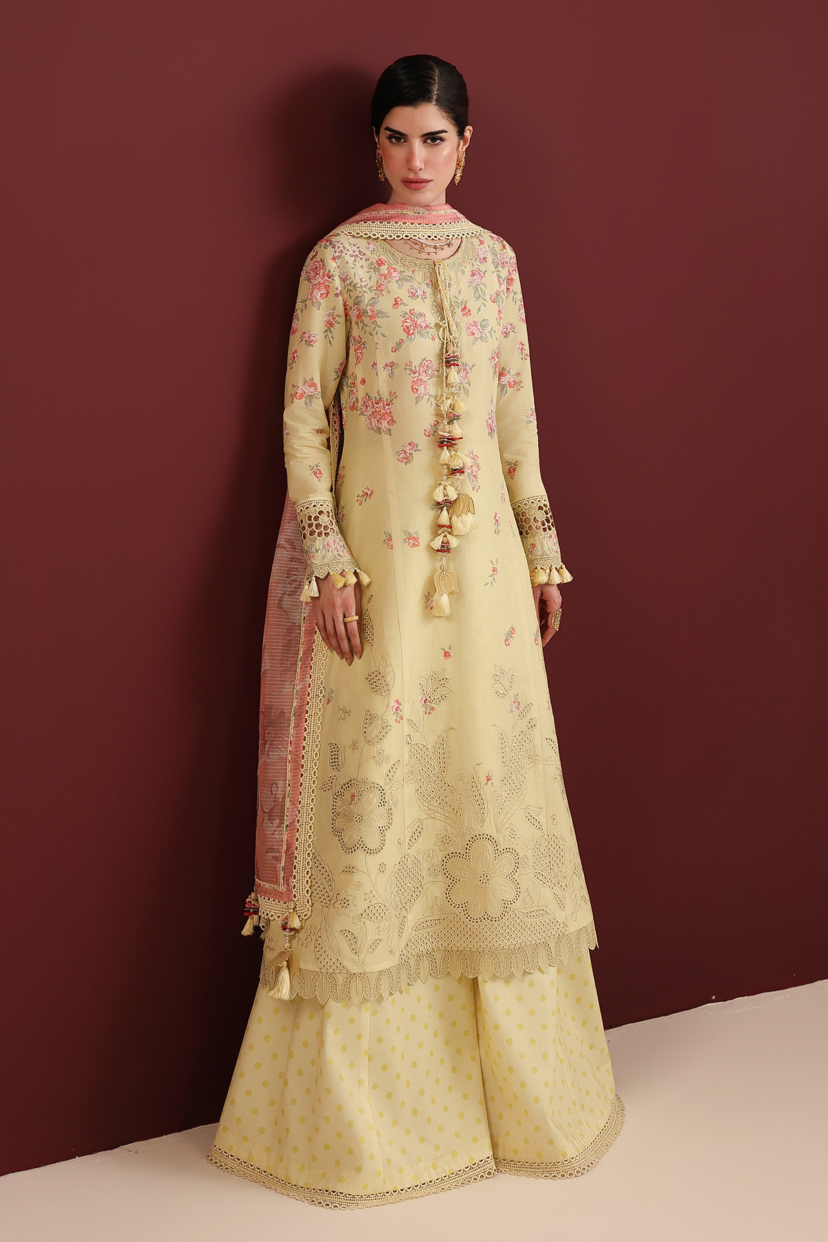 Jazmin | Iris Embroidered Lawn | IL26-D07