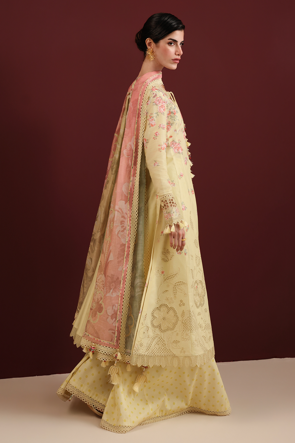 Jazmin | Iris Embroidered Lawn | IL26-D07