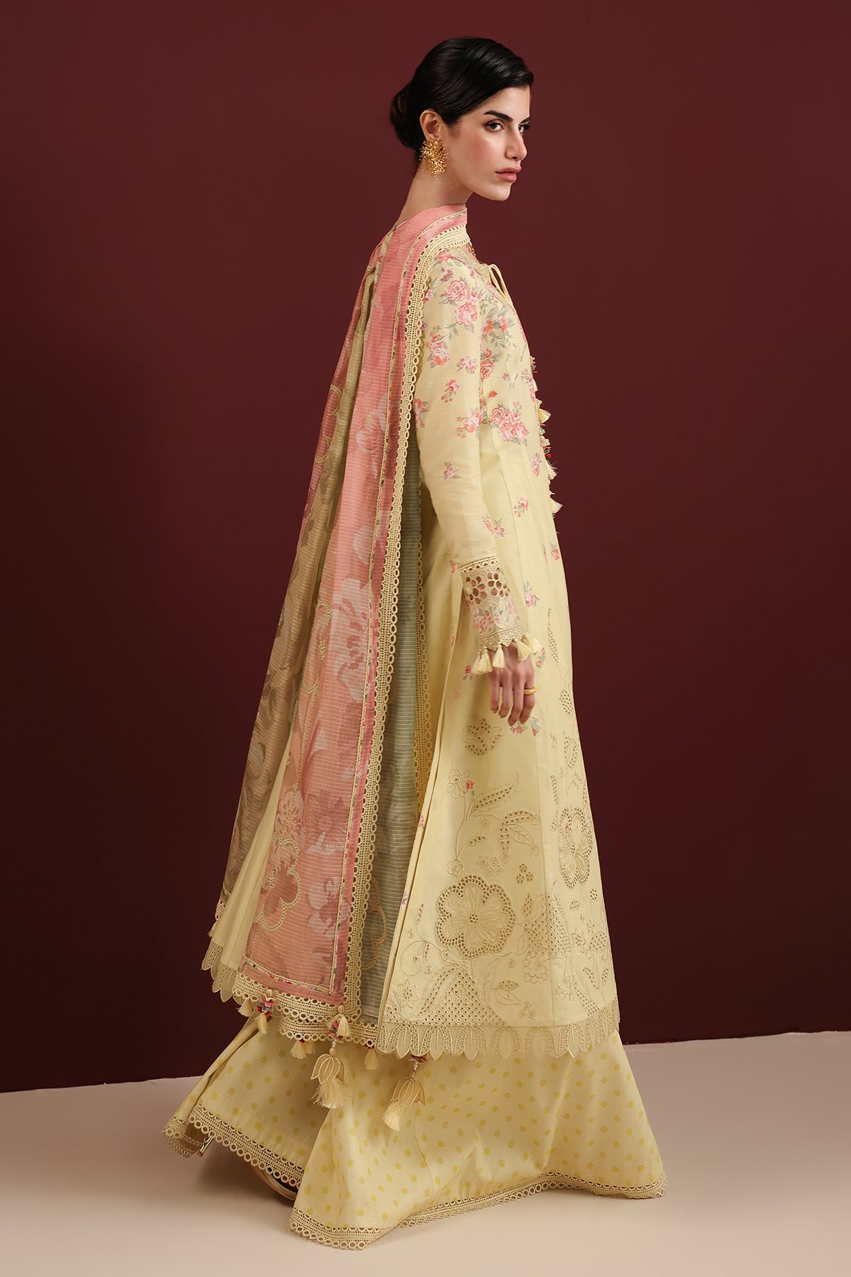 Jazmin | Iris Embroidered Lawn | IL26-D07